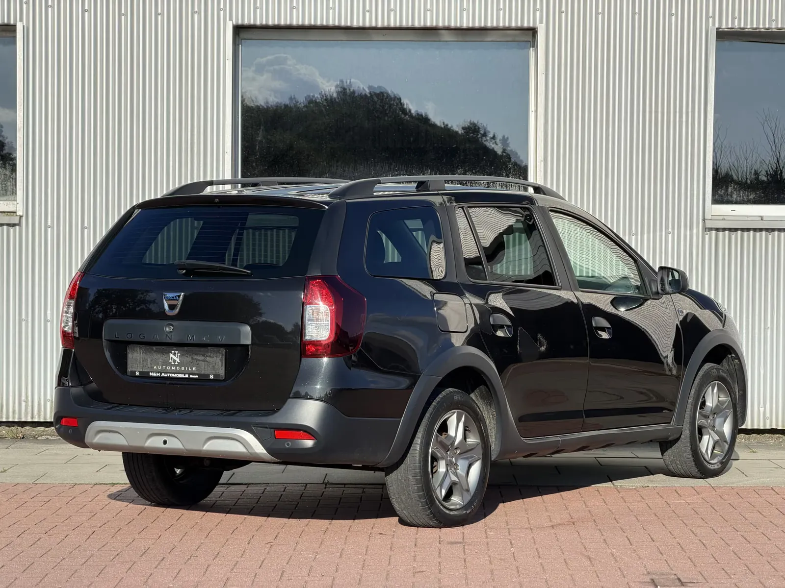 Dacia Logan, Bild 9