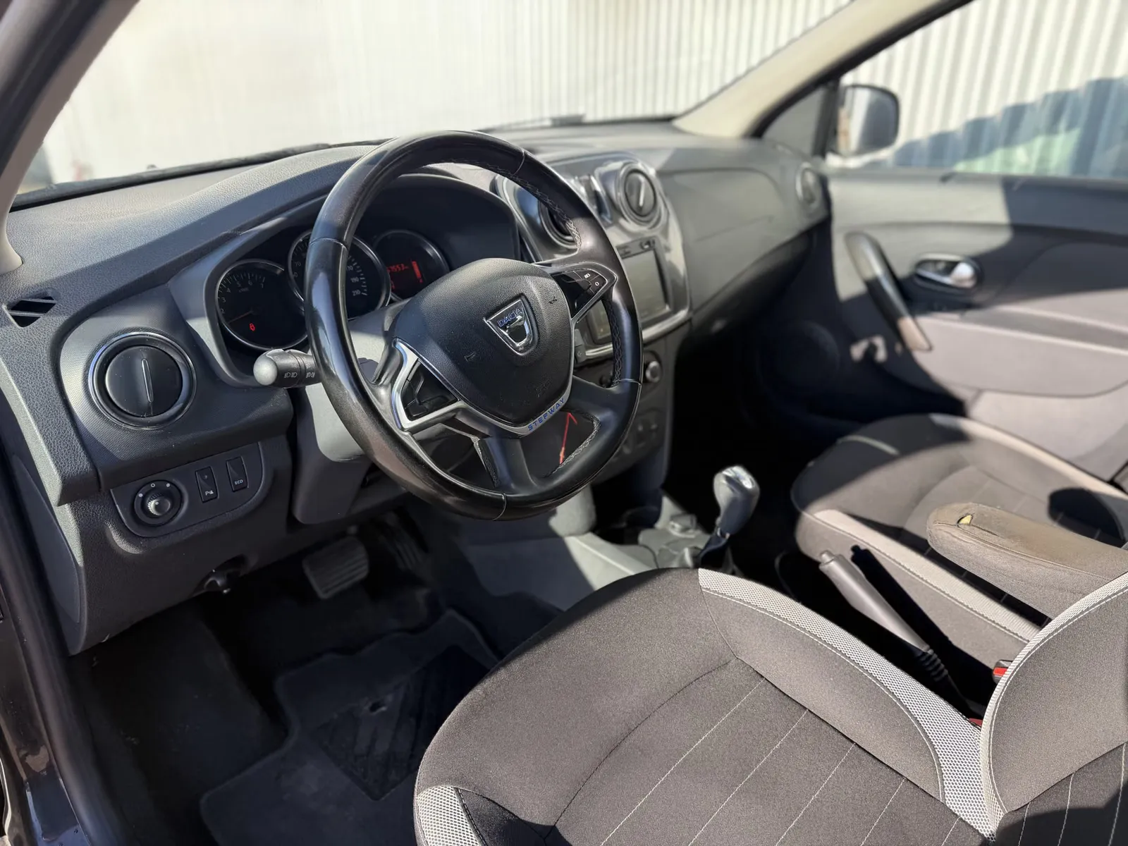 Dacia Logan, Bild 15