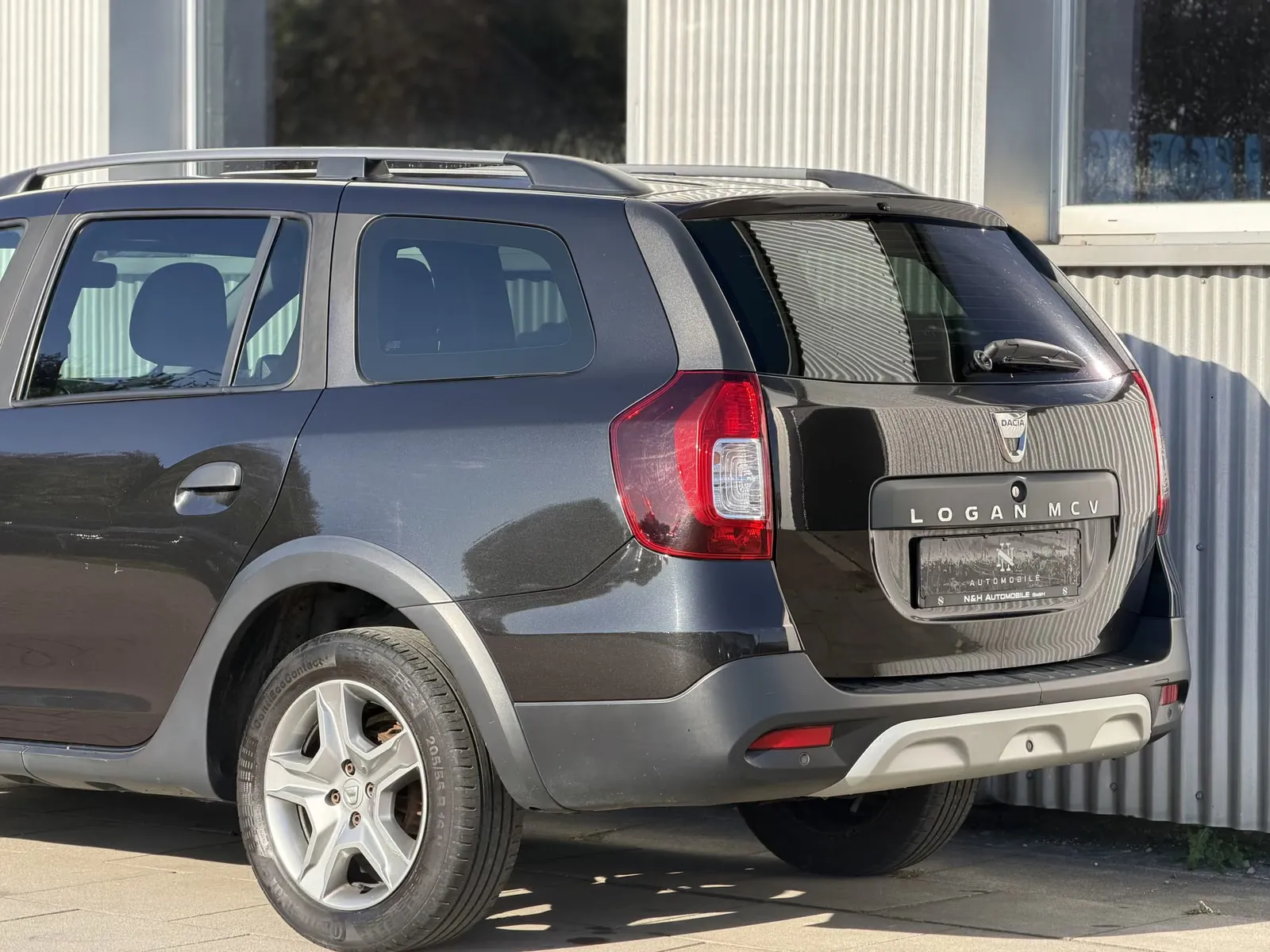 Dacia Logan, Bild 8