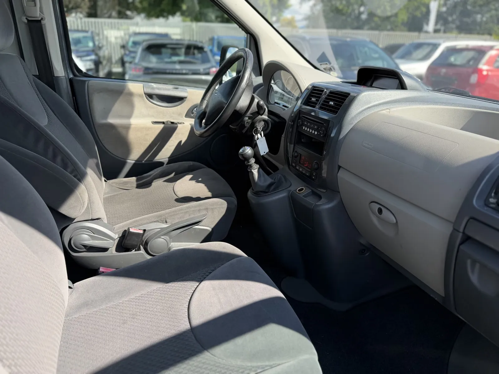 Citroën Jumpy, Bild 10
