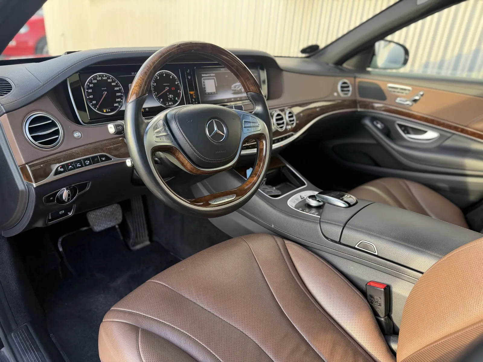 Mercedes-Benz S 500, Bild 16
