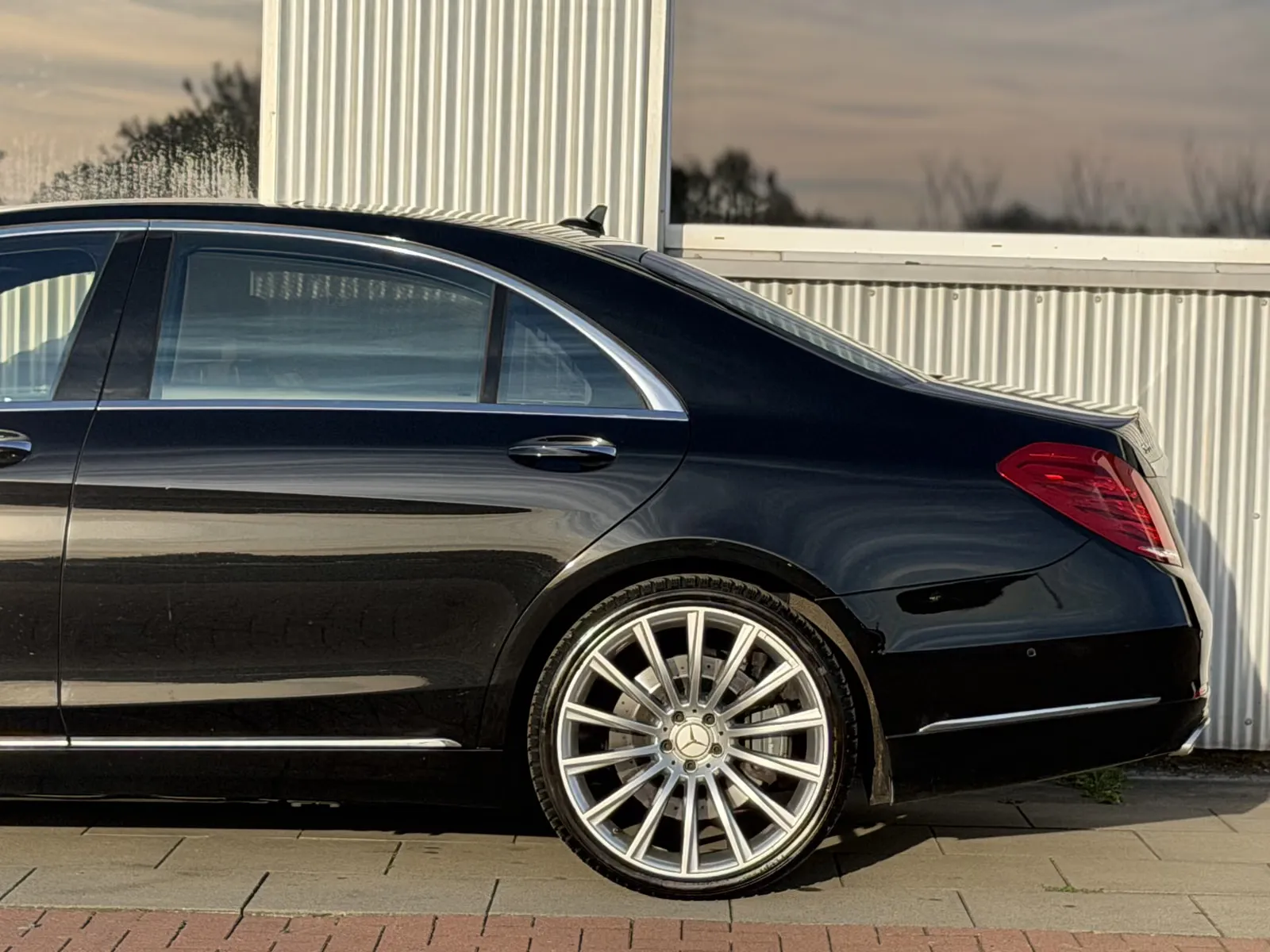 Mercedes-Benz S 500, Bild 13