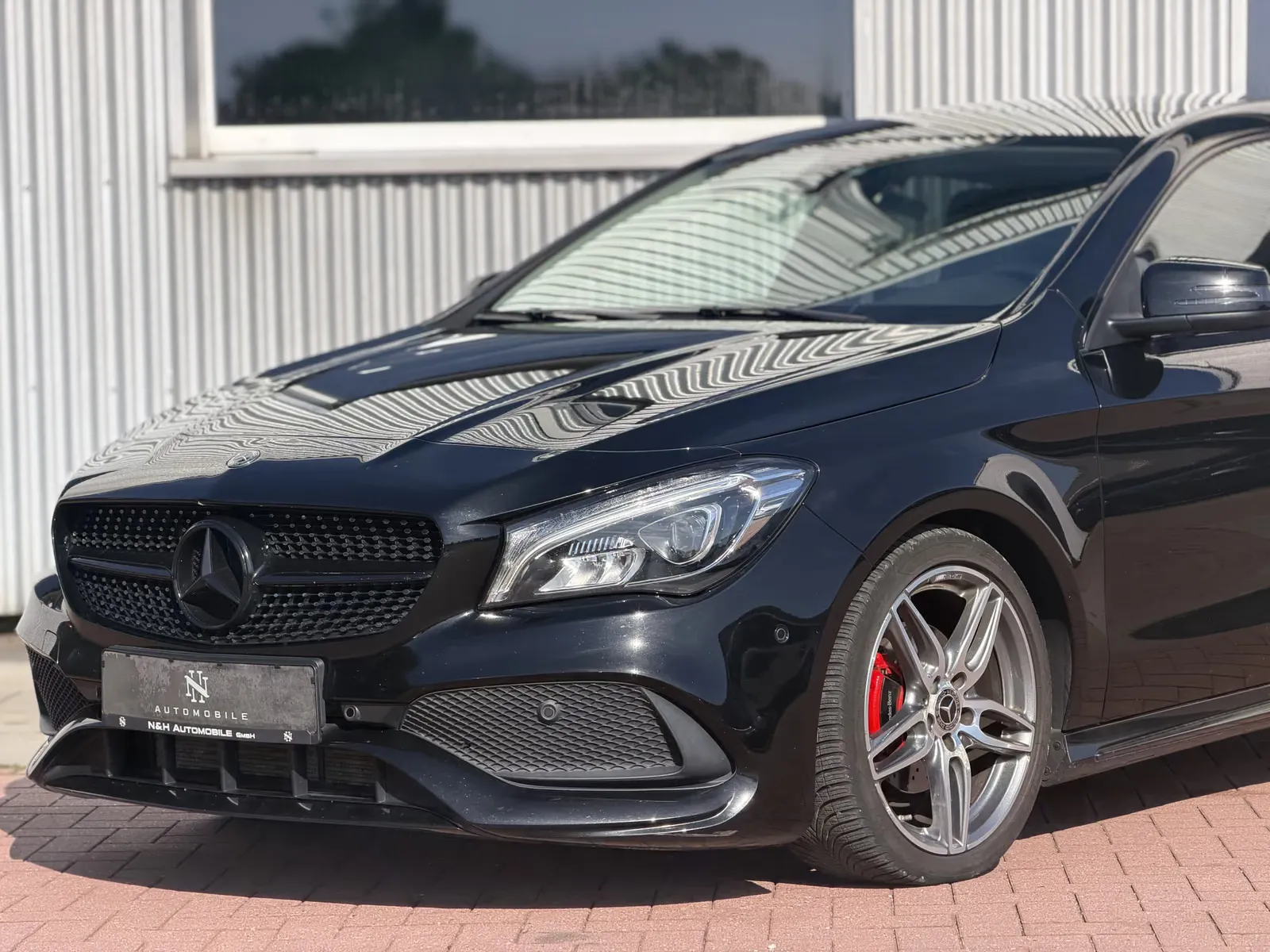 Mercedes-Benz CLA 180, Bild 5