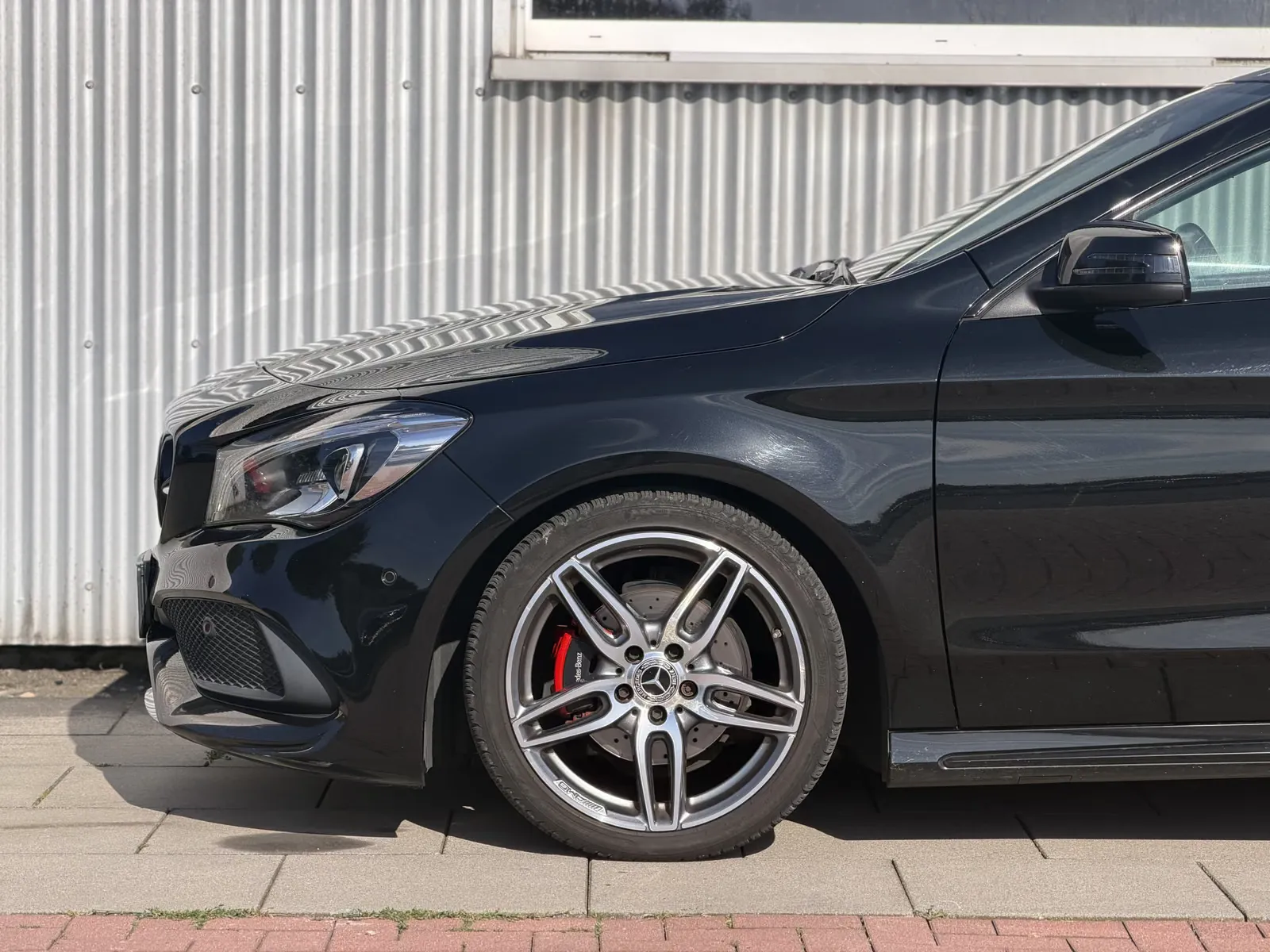 Mercedes-Benz CLA 180, Bild 7