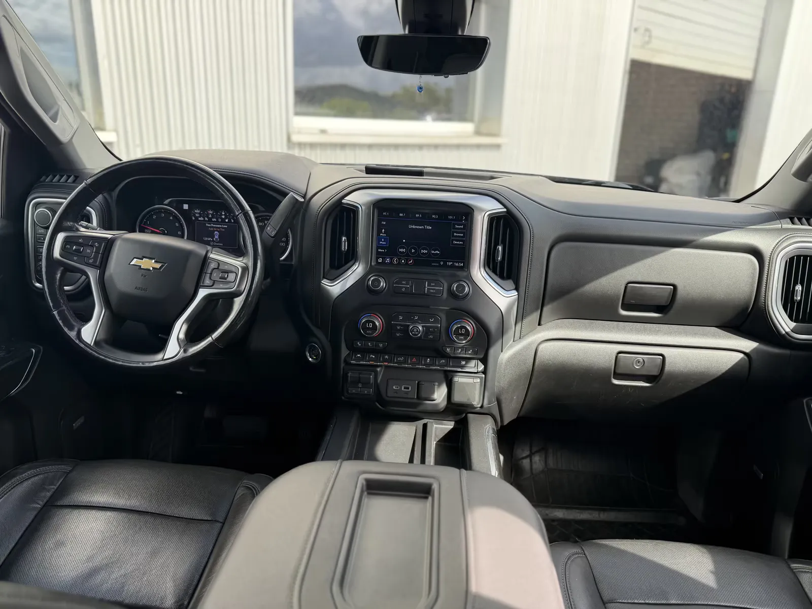 Chevrolet Silverado, Bild 10