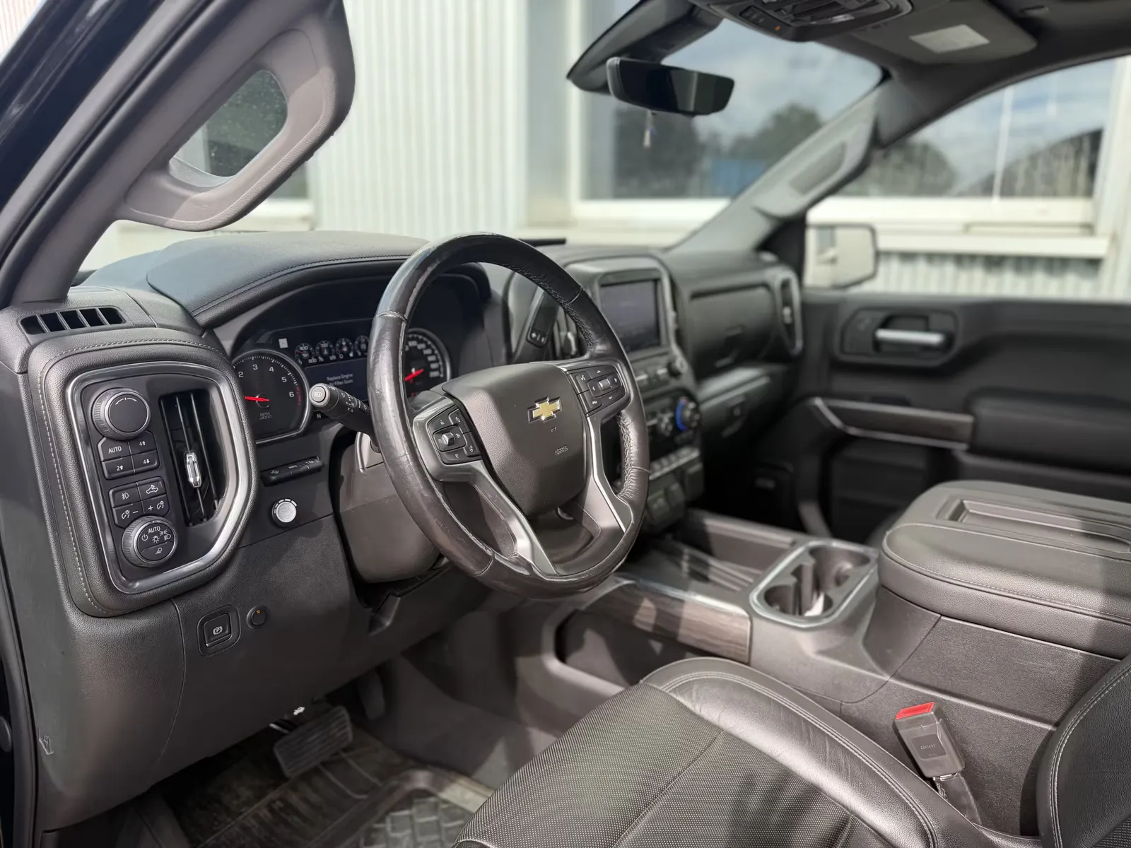 Chevrolet Silverado, Bild 9