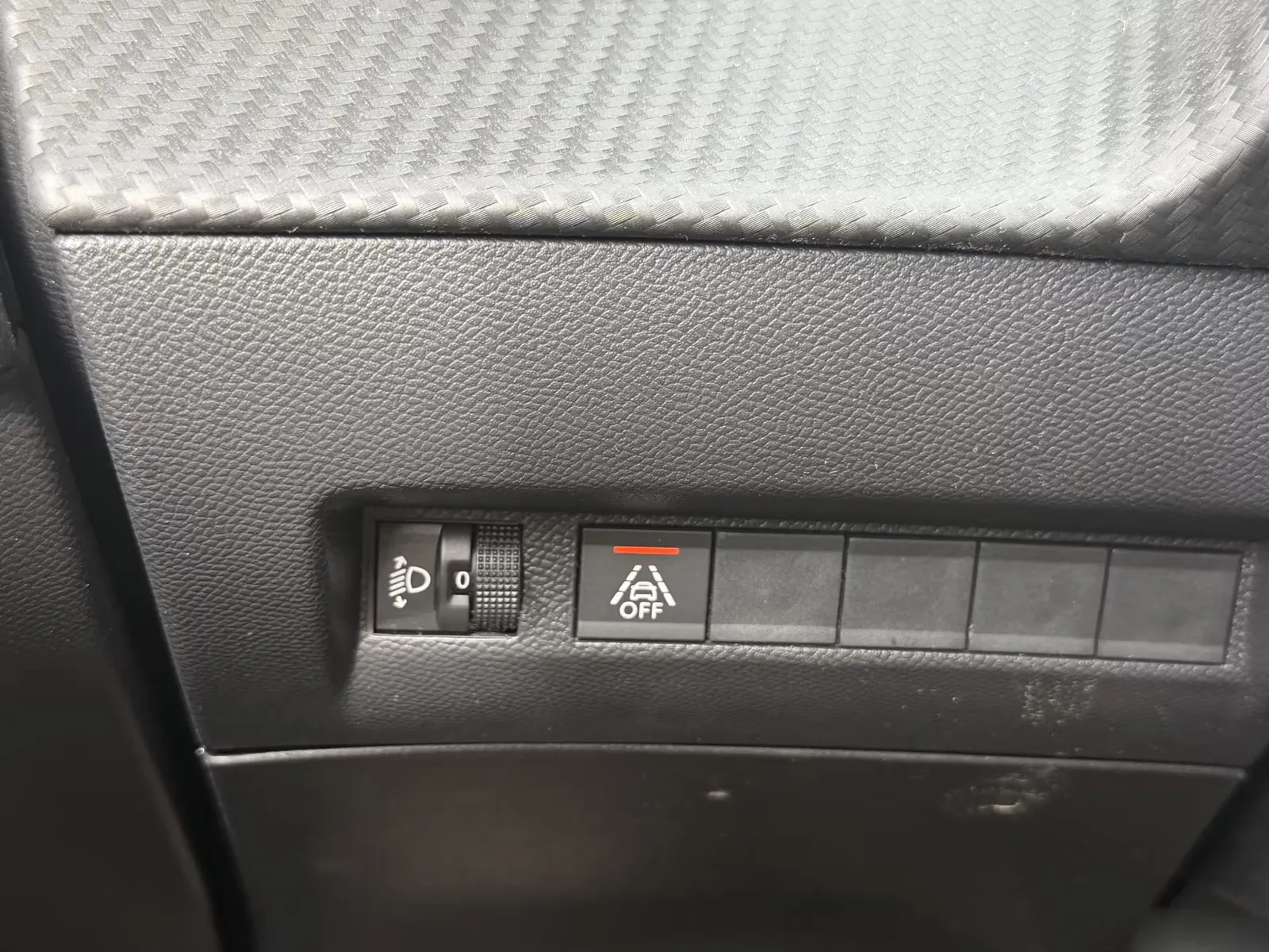Peugeot 208, Bild 18
