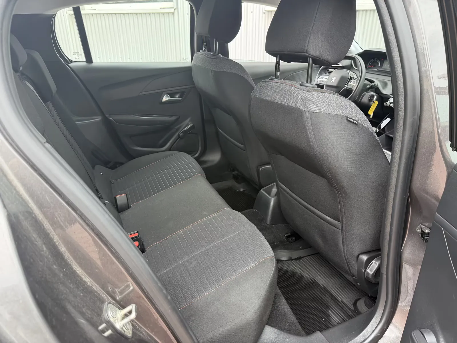Peugeot 208, Bild 19