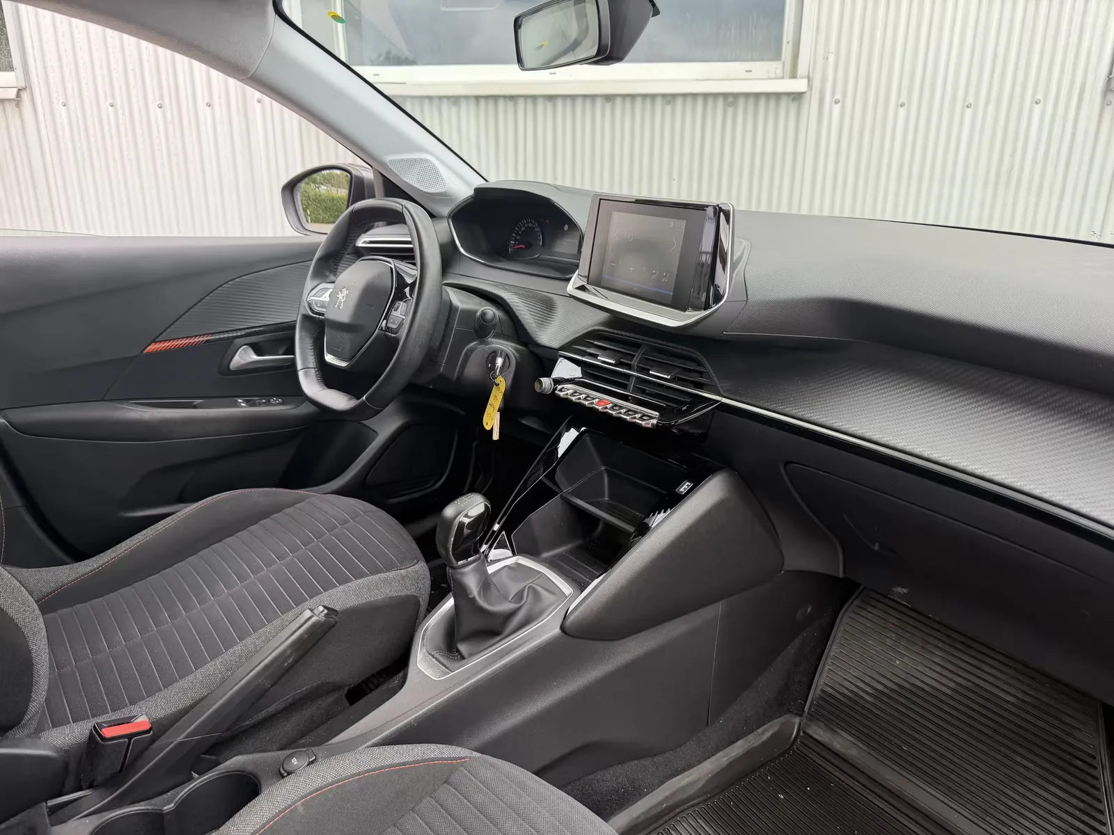 Peugeot 208, Bild 13