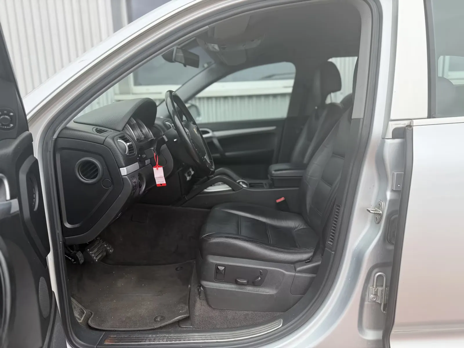 Porsche Cayenne, Bild 9
