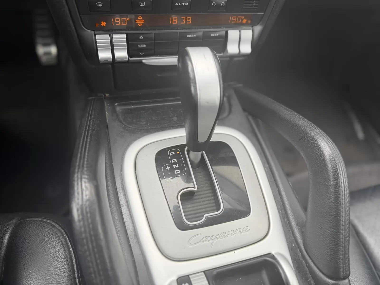 Porsche Cayenne, Bild 13