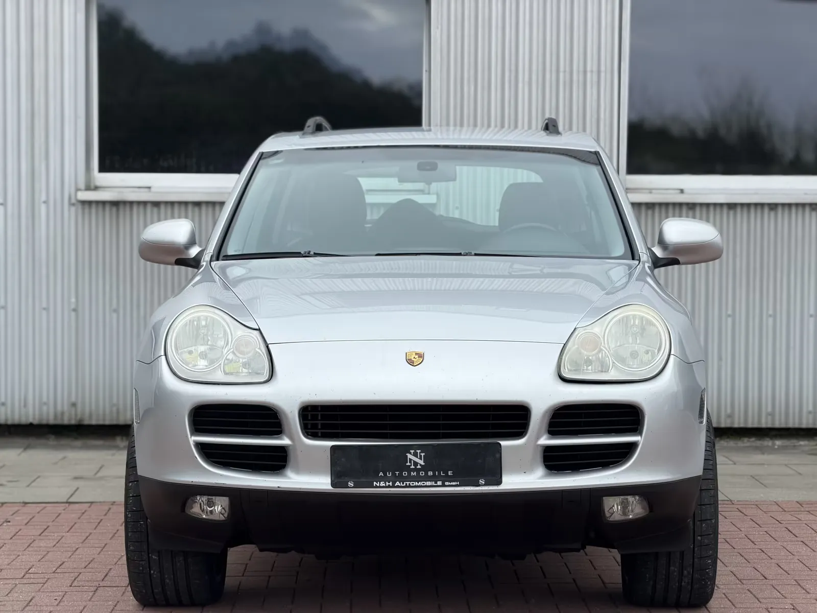 Porsche Cayenne, Bild 2