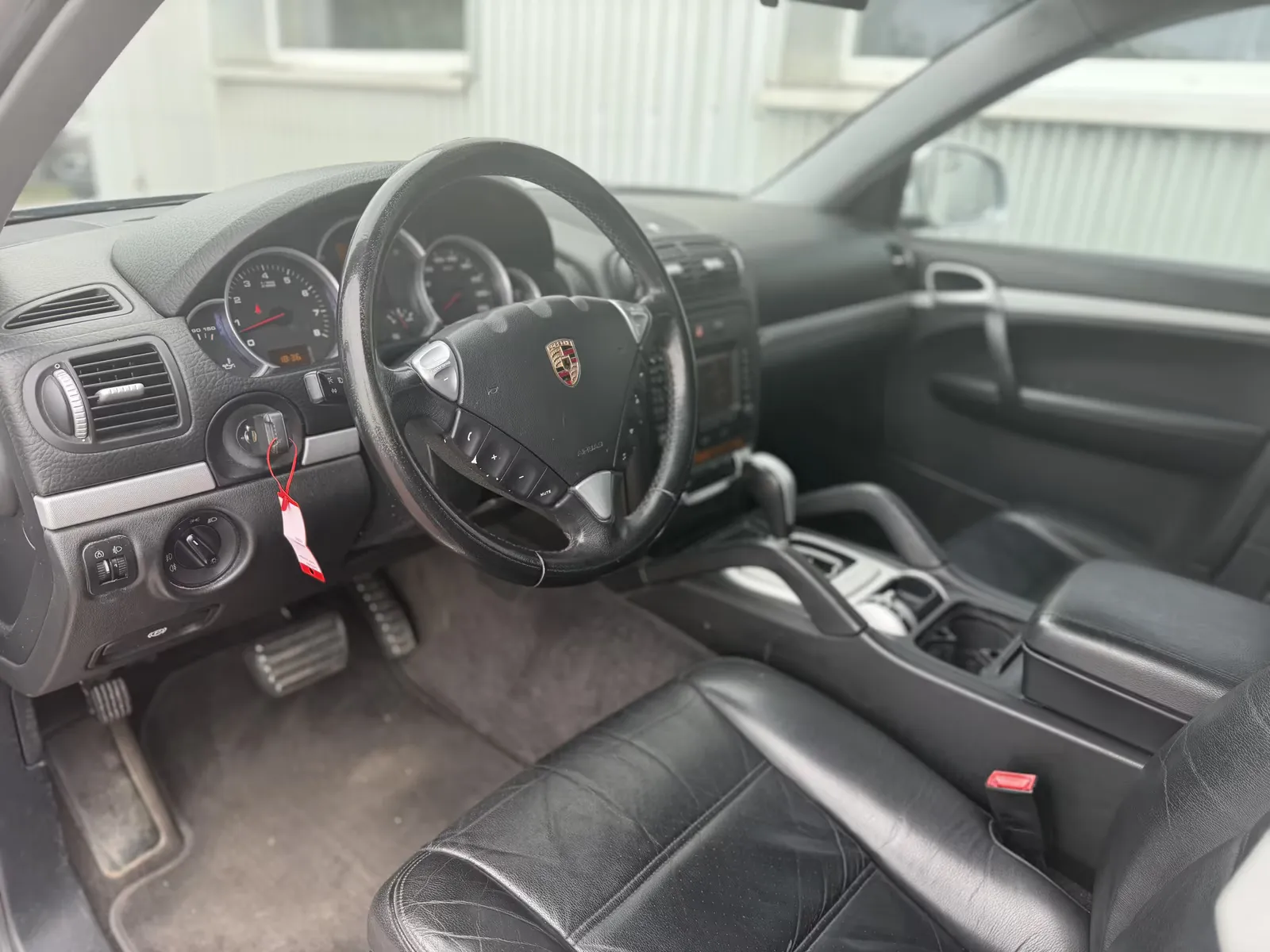 Porsche Cayenne, Bild 10