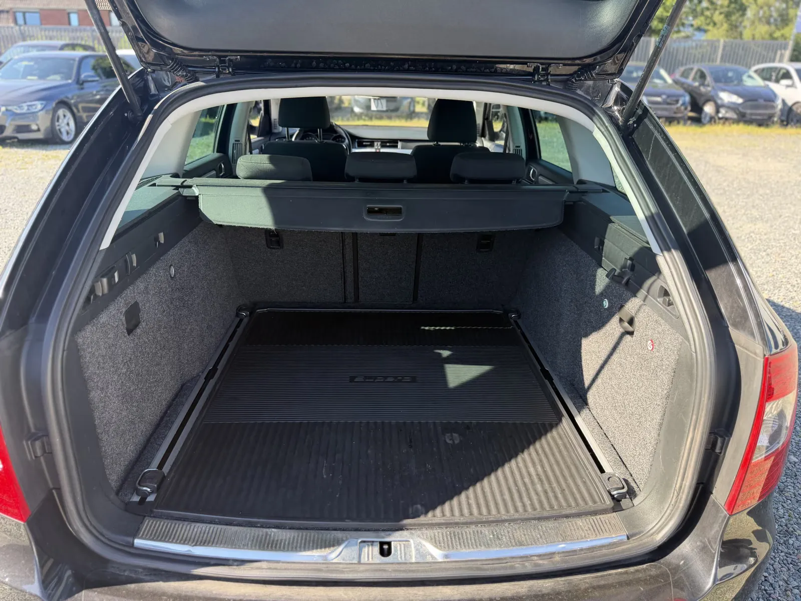 Skoda Superb, Bild 12