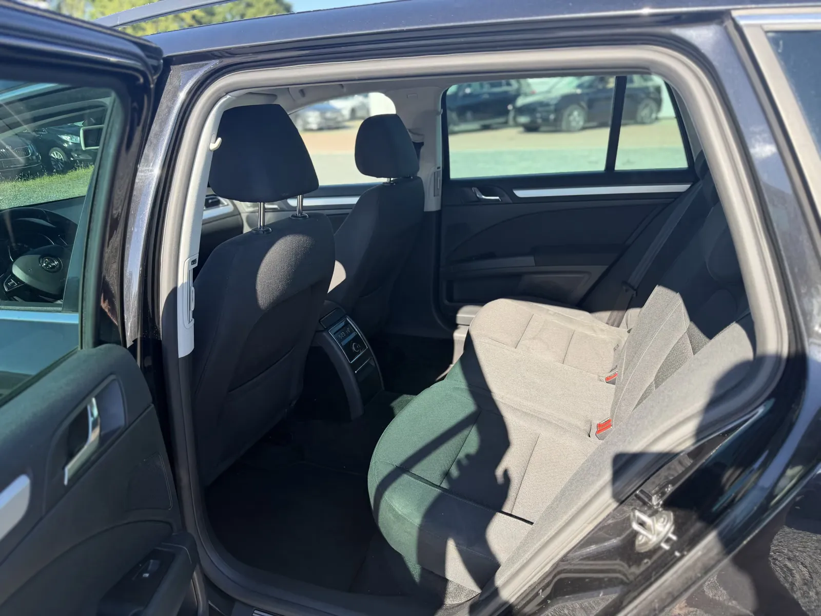 Skoda Superb, Bild 13