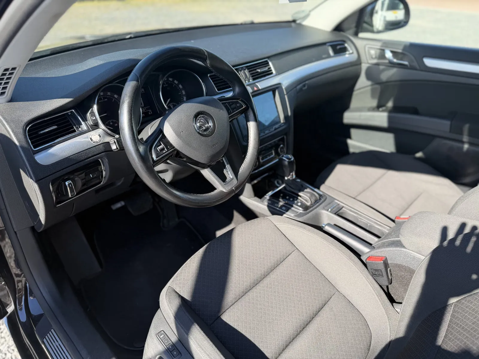 Skoda Superb, Bild 14