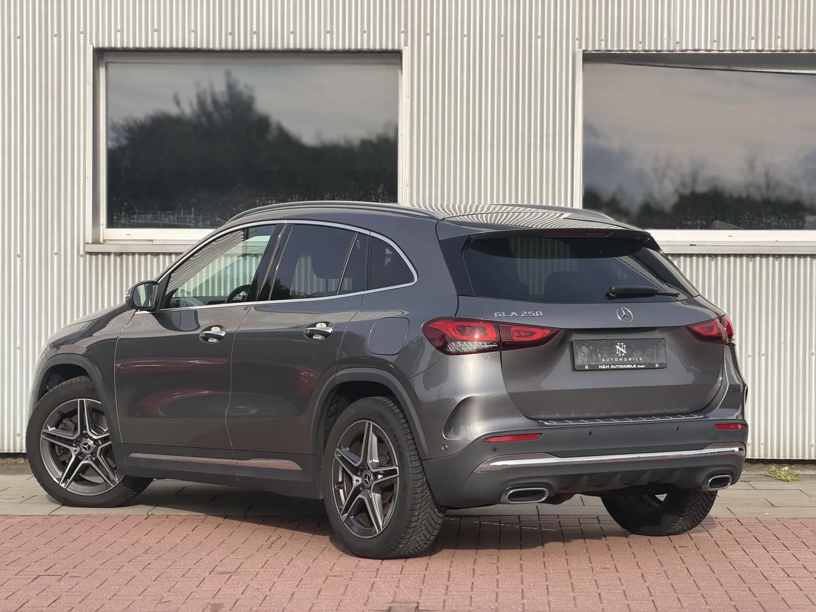 Mercedes-Benz GLA 250, Bild 14