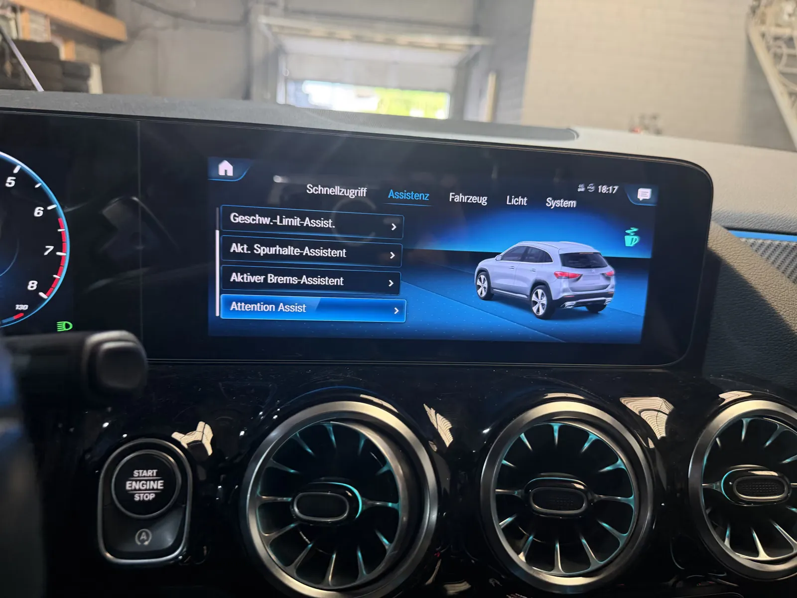 Mercedes-Benz GLA 250, Bild 24