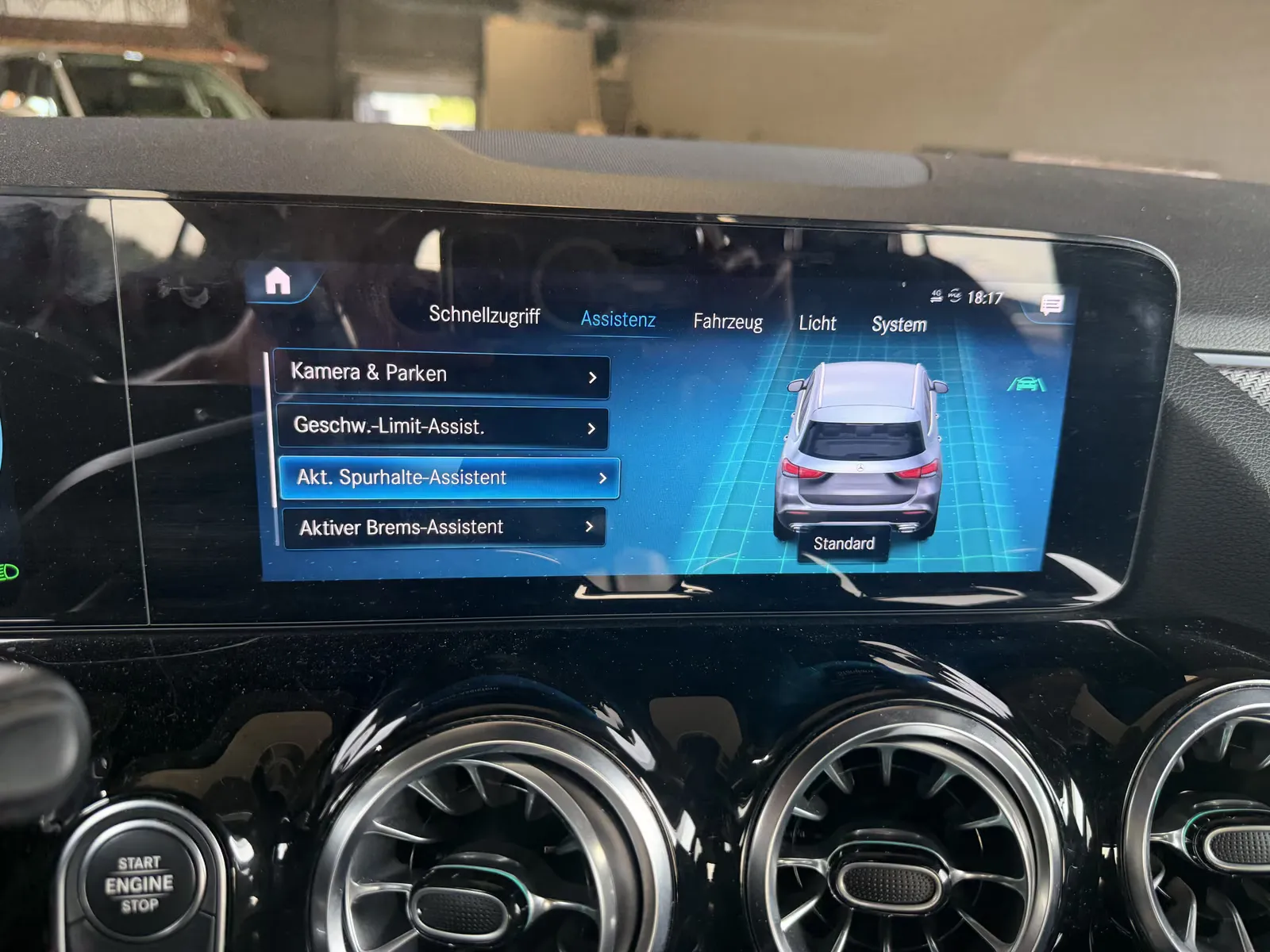 Mercedes-Benz GLA 250, Bild 23