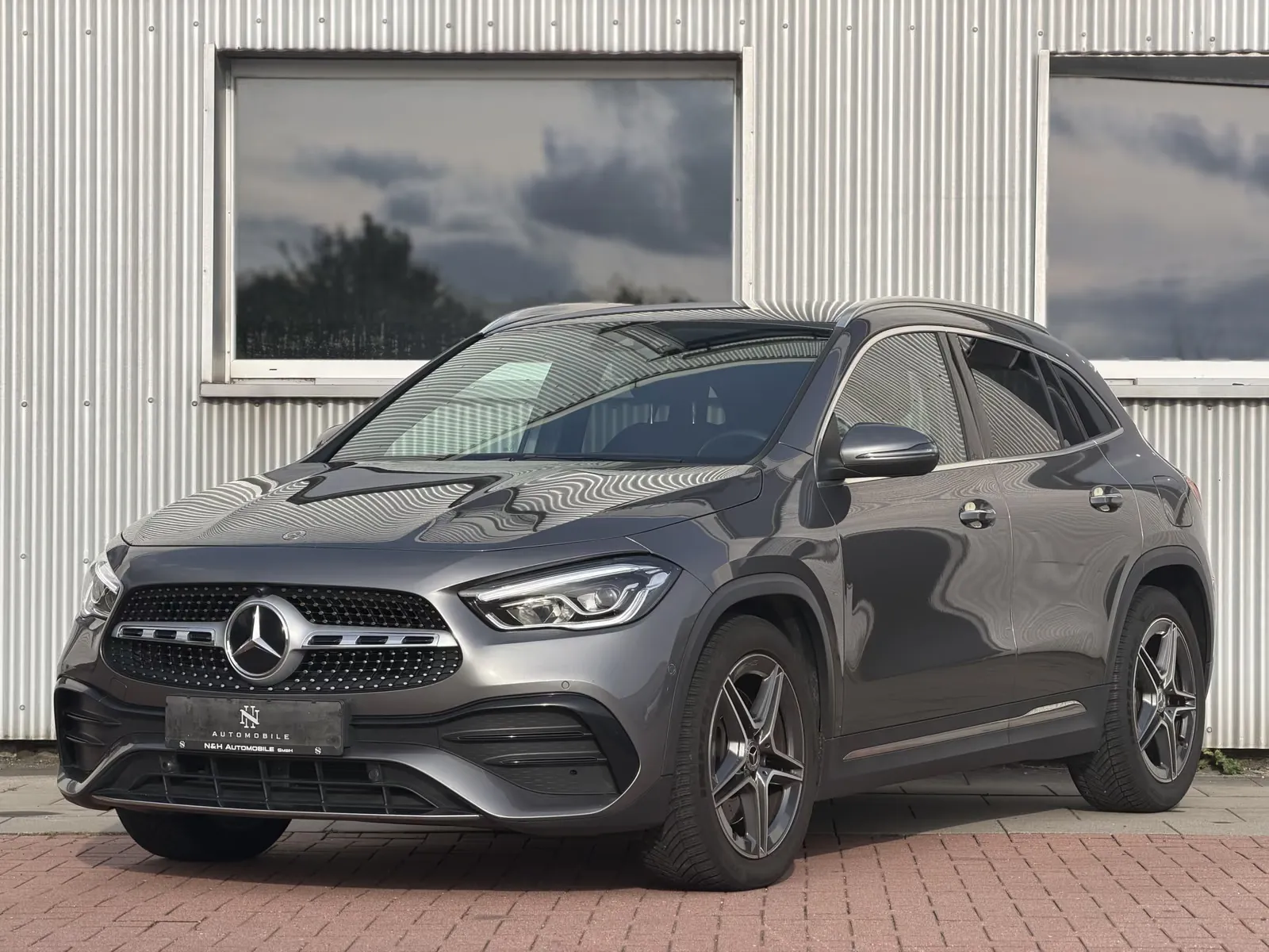 Mercedes-Benz GLA 250, Bild 4