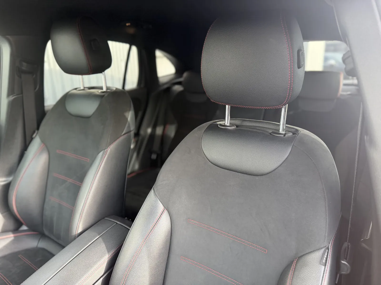 Mercedes-Benz GLA 250, Bild 29
