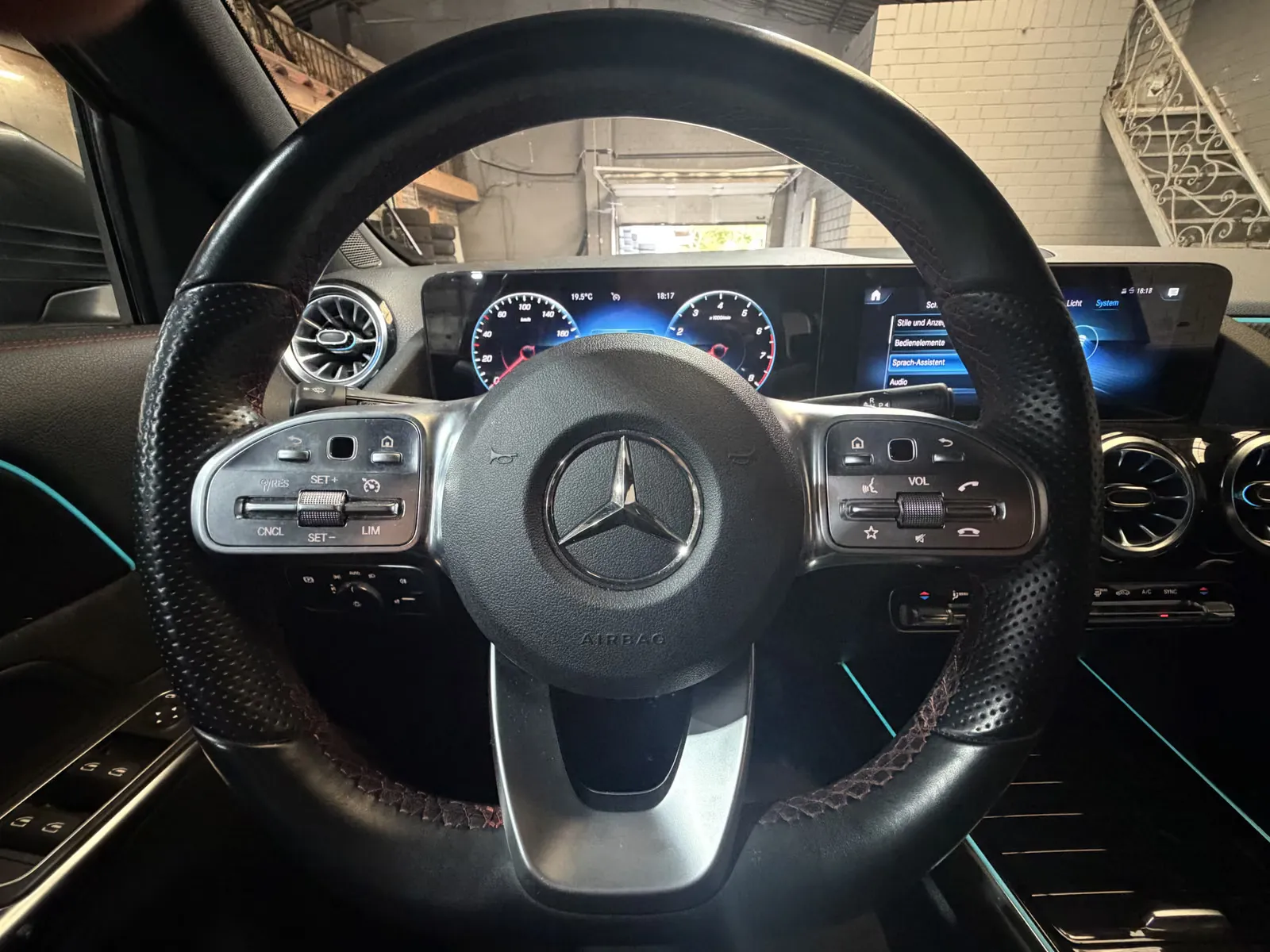 Mercedes-Benz GLA 250, Bild 26