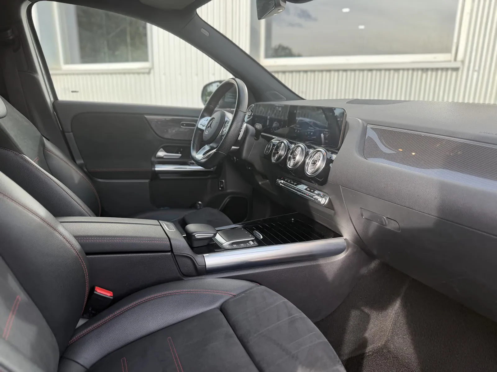 Mercedes-Benz GLA 250, Bild 18