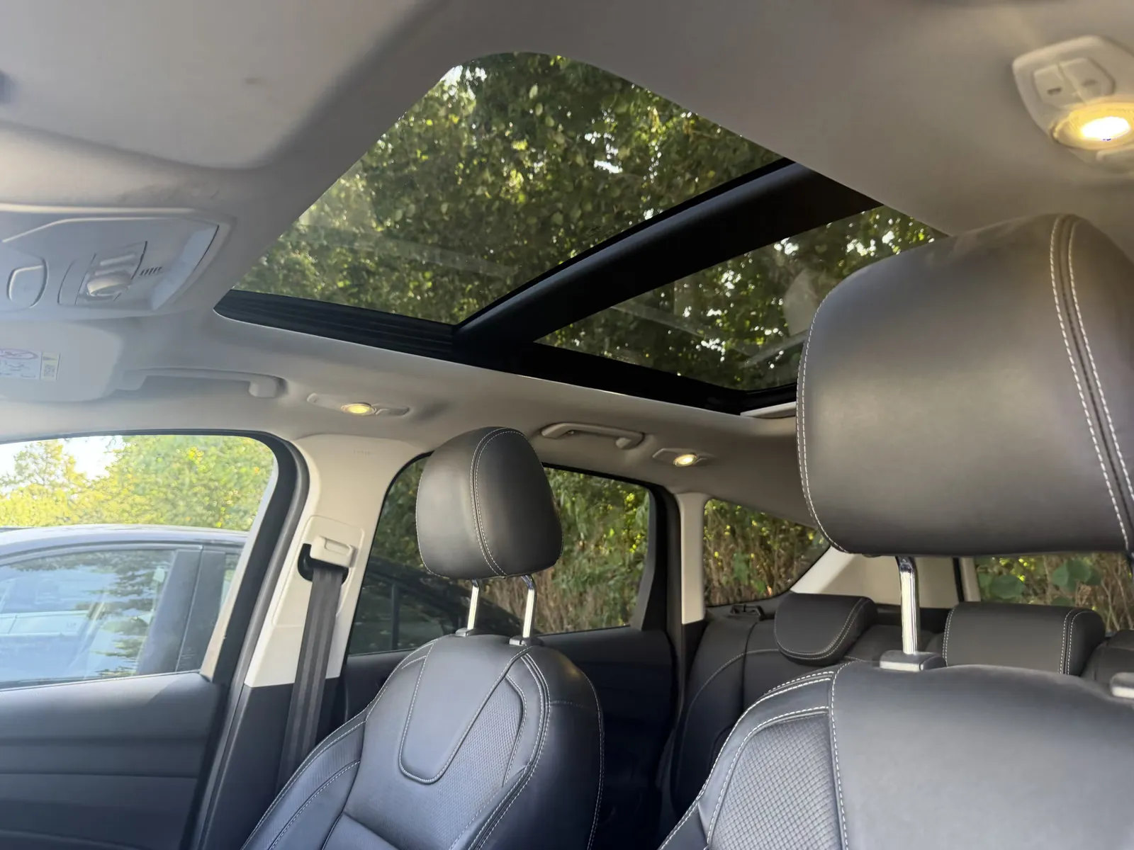 Ford Kuga, Bild 12