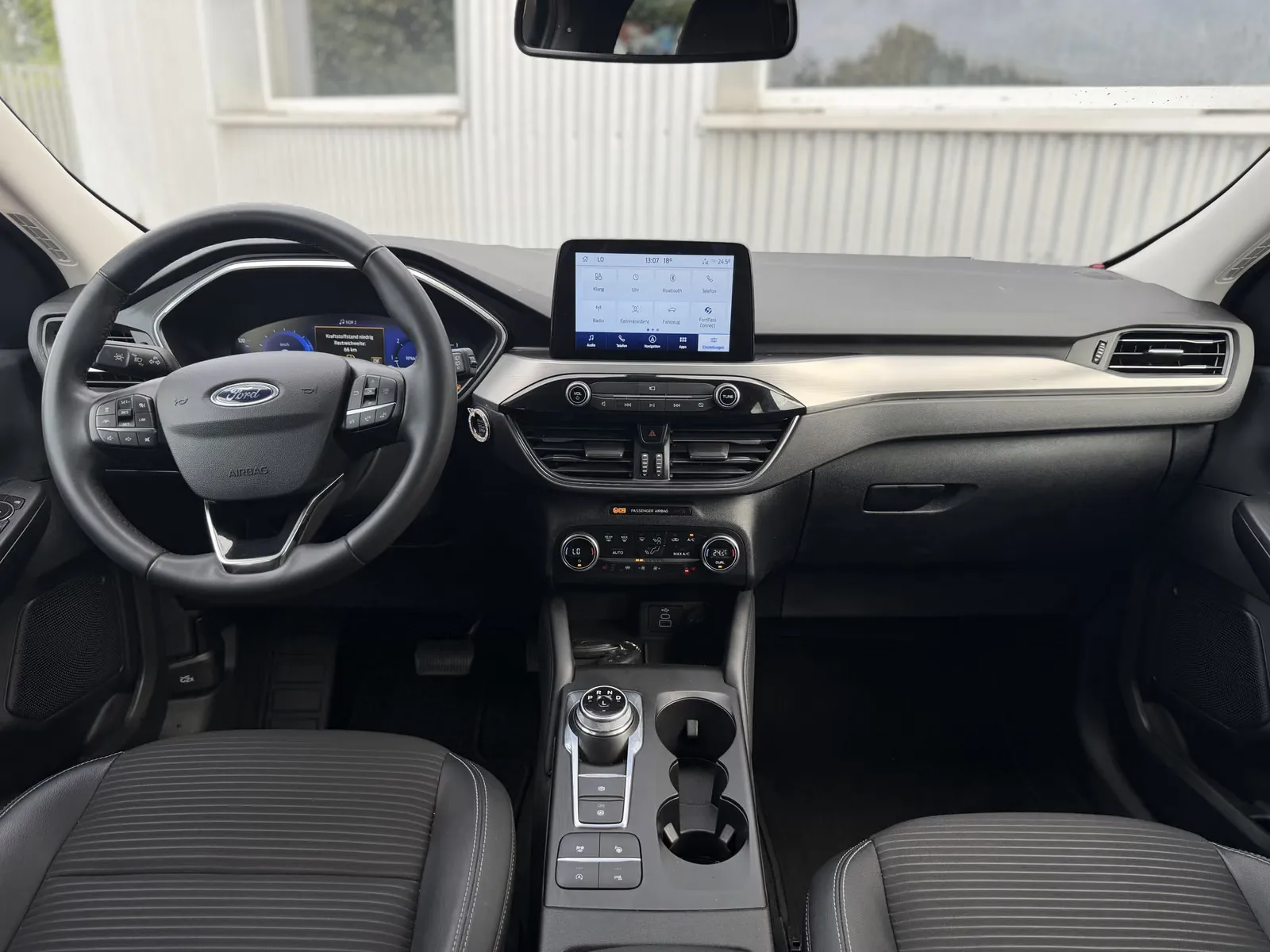 Ford Kuga, Bild 17