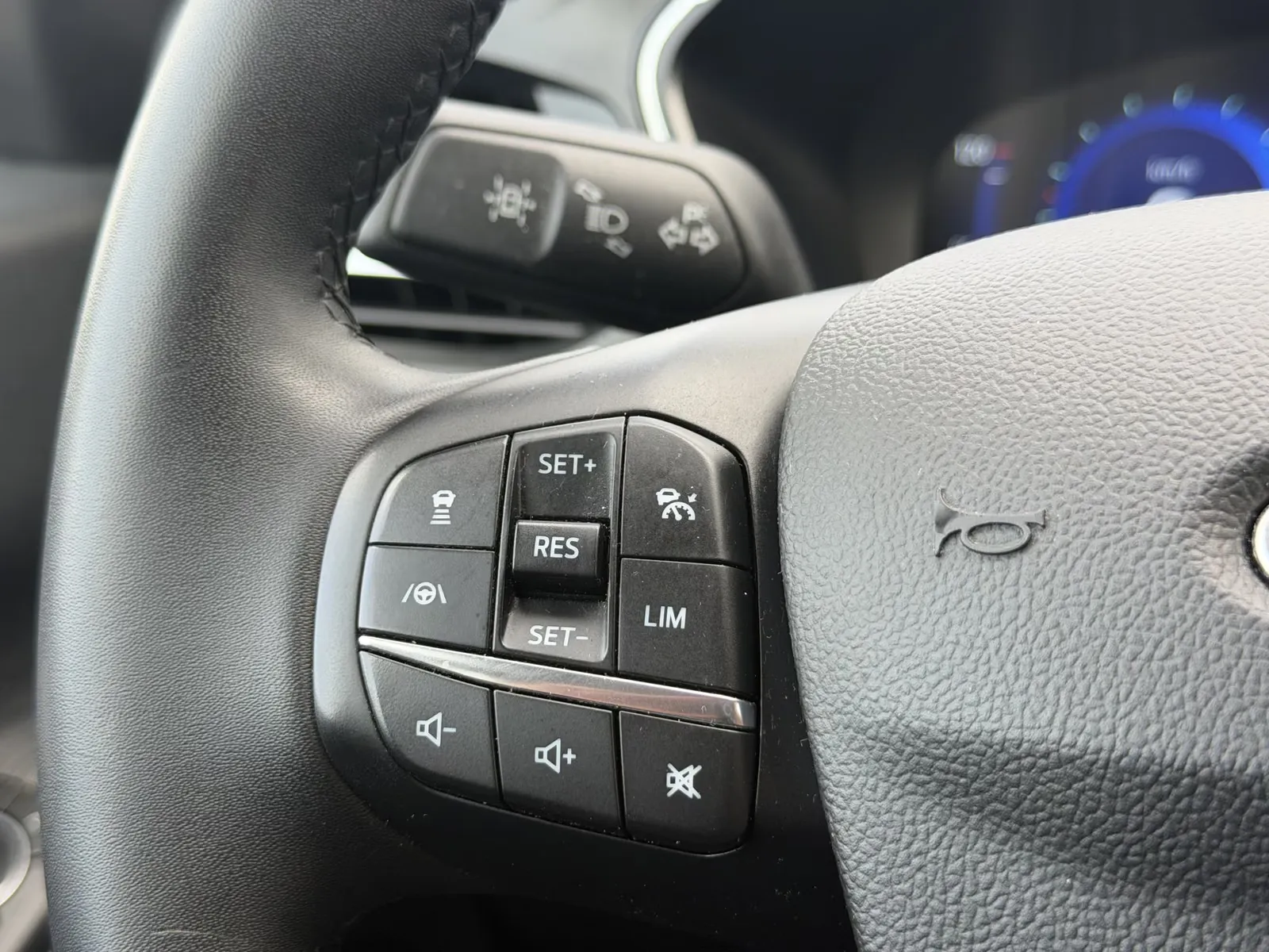 Ford Kuga, Bild 27