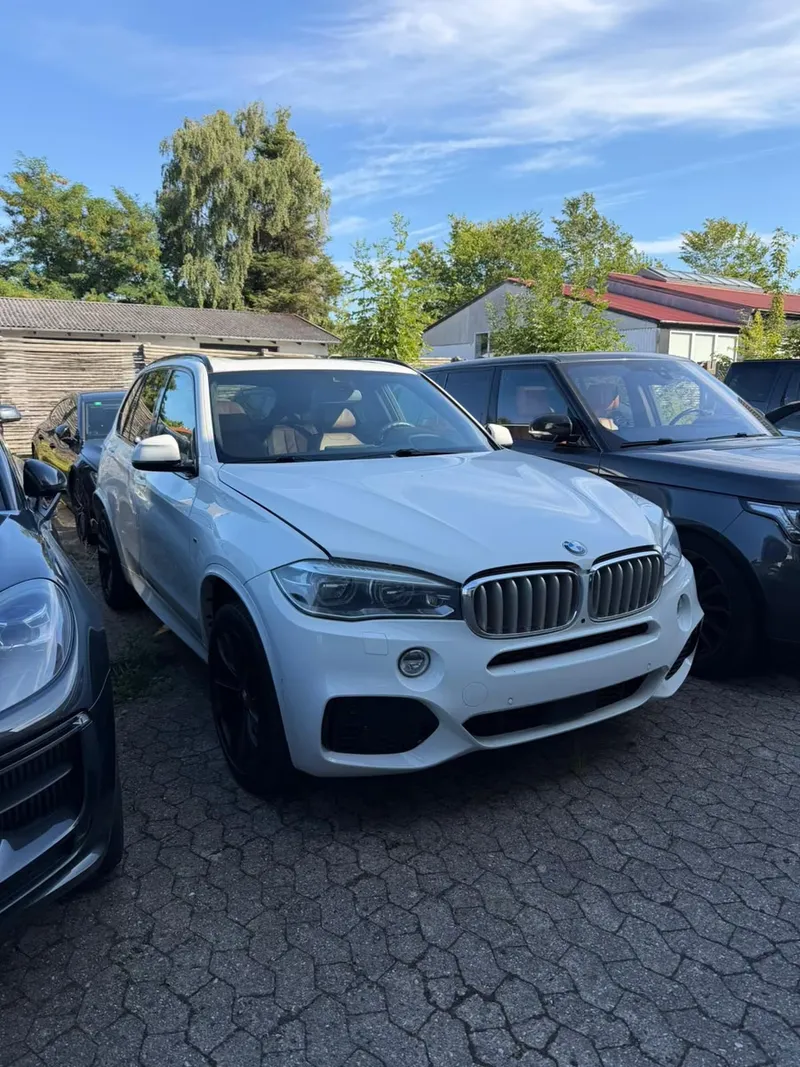 BMW X5, Bild 1