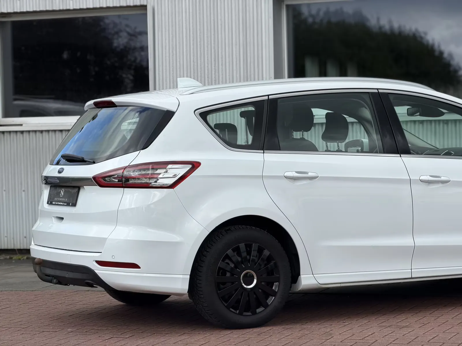 Ford S-Max, Bild 8