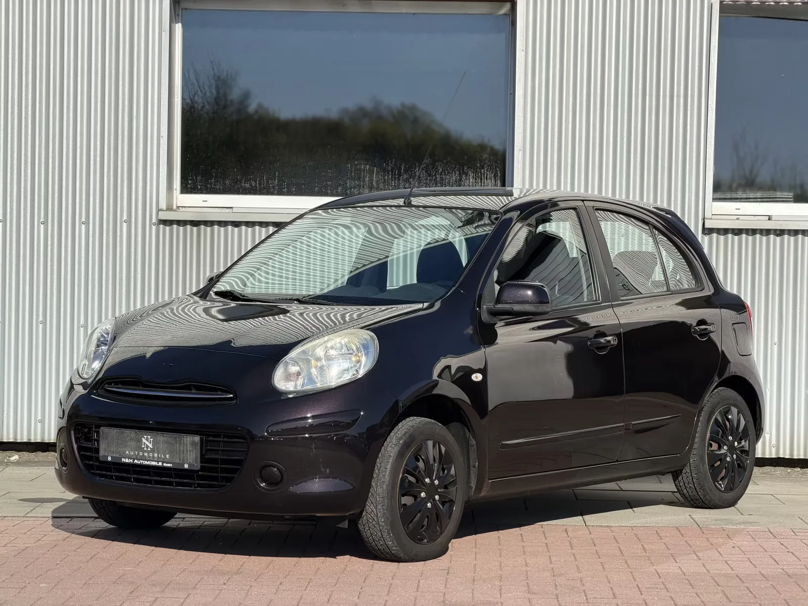 Nissan Micra, Bild 2