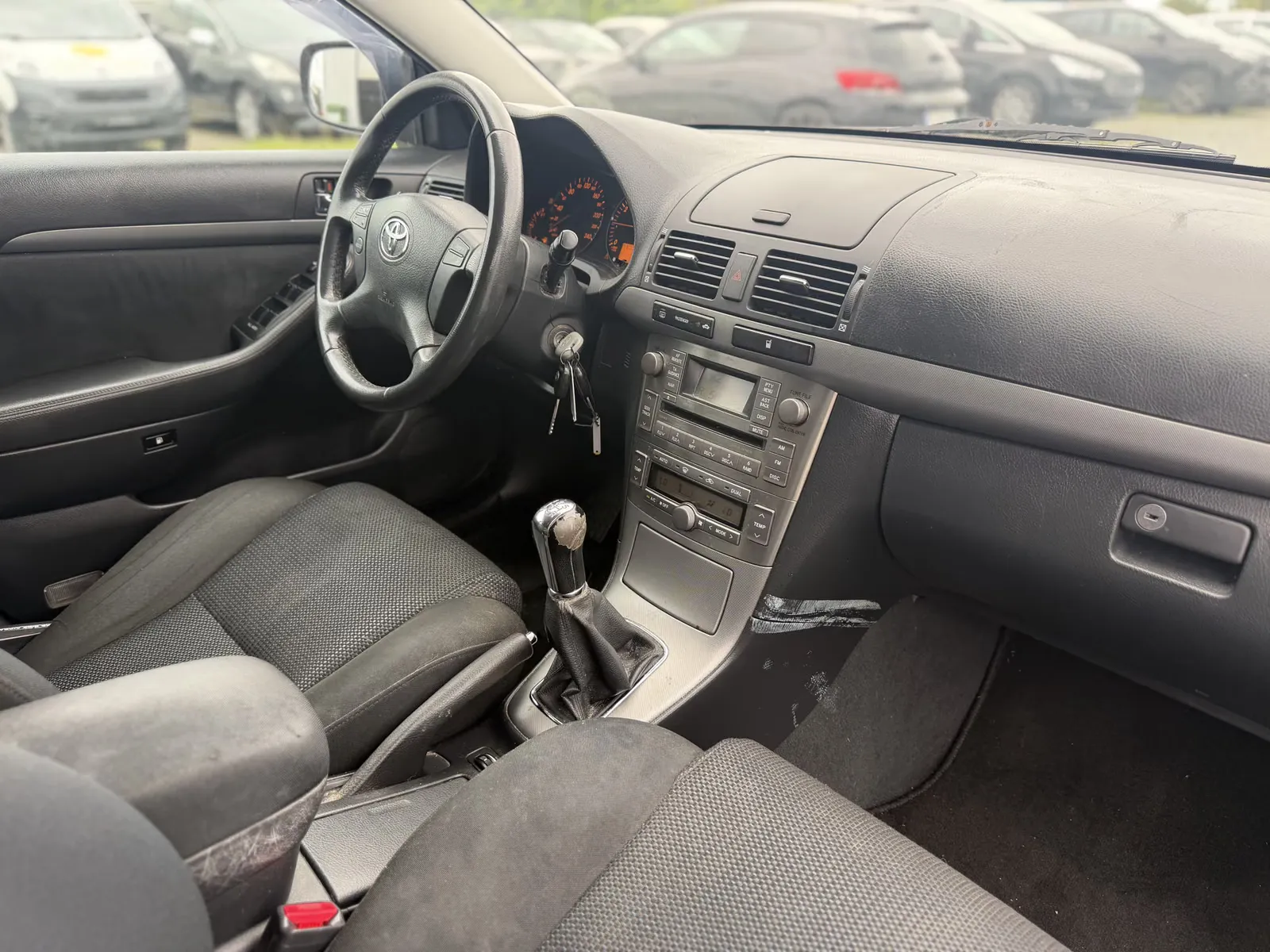 Toyota Avensis, Bild 10