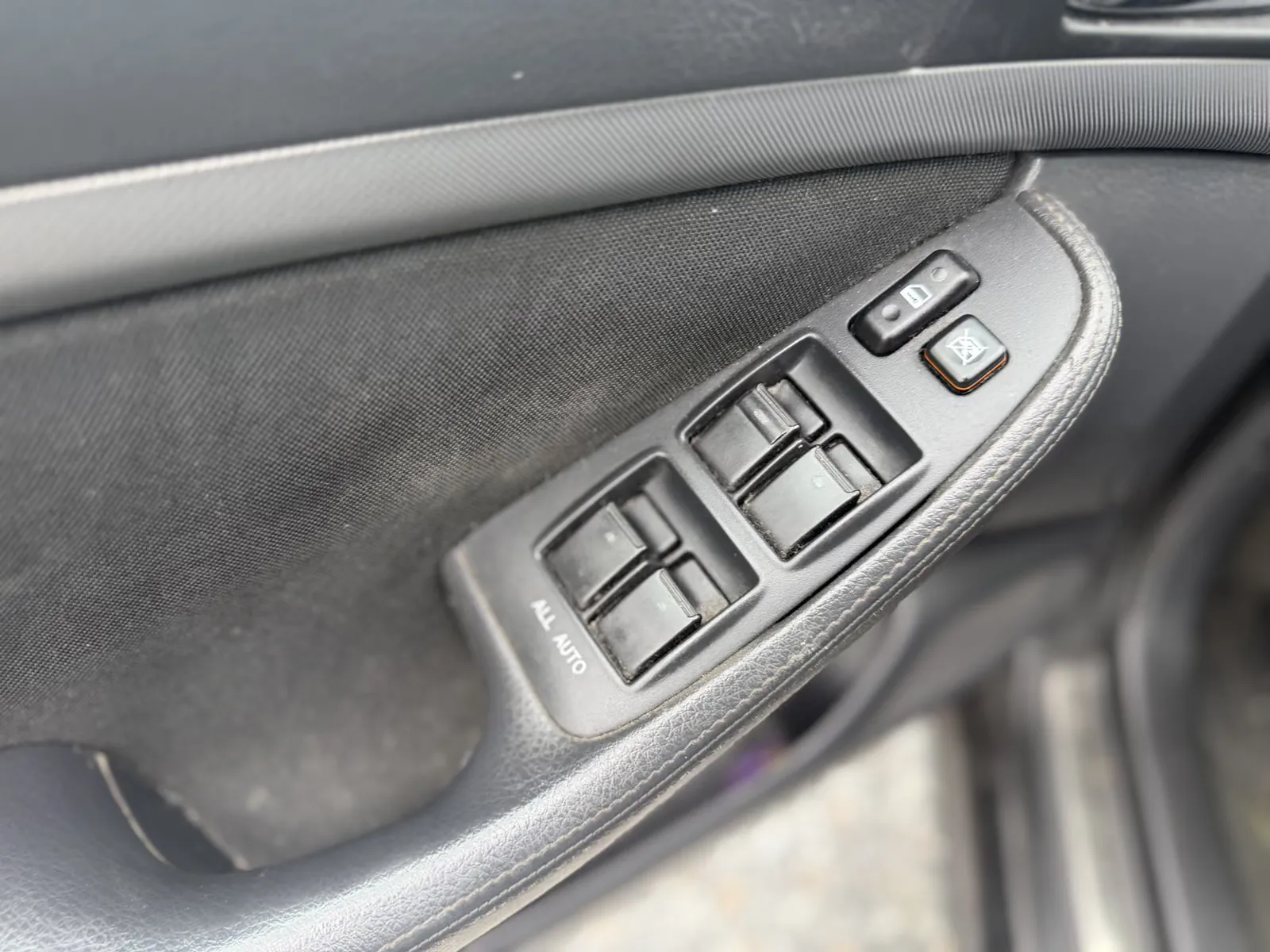Toyota Avensis, Bild 8