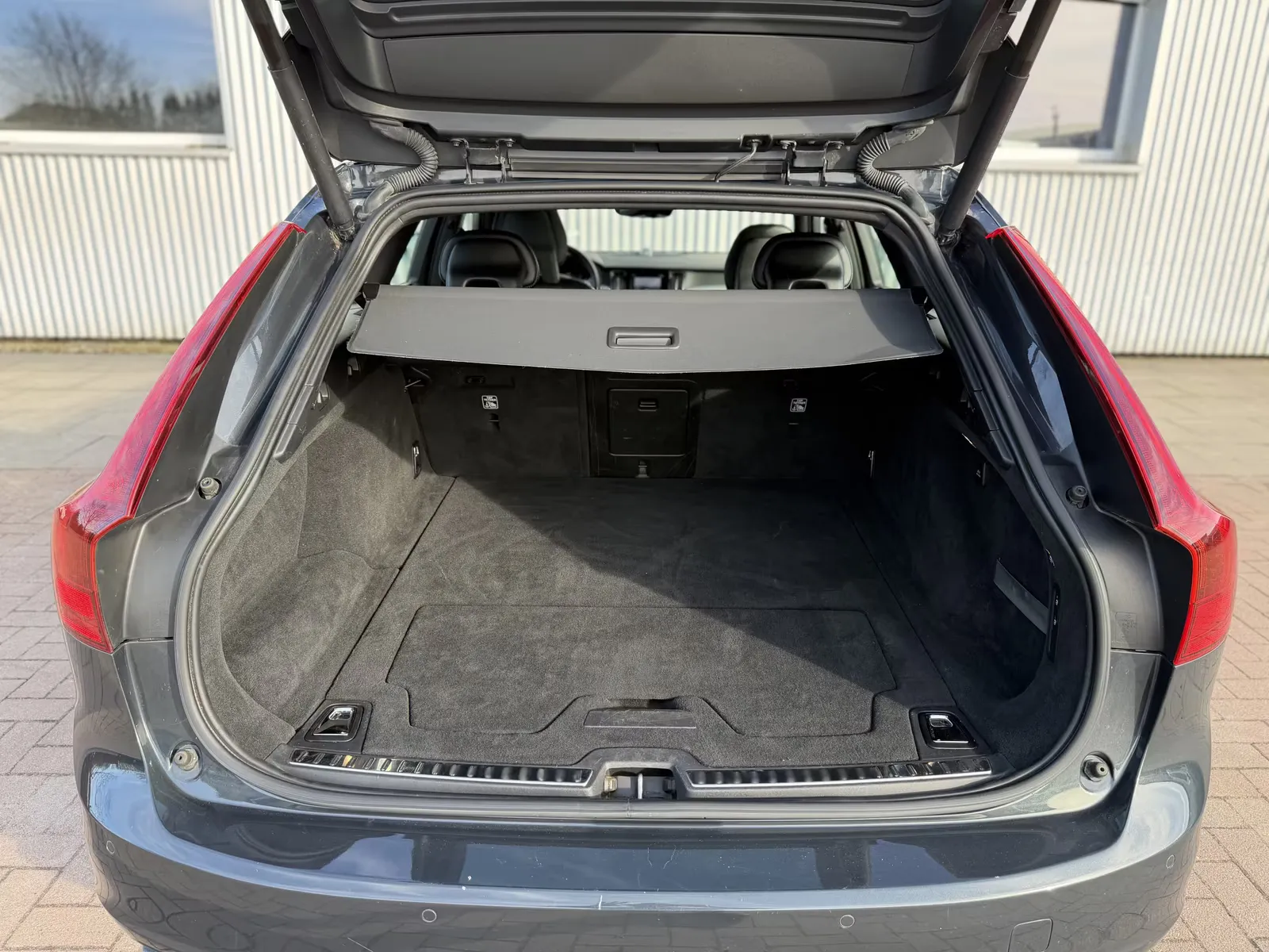 Volvo V90, Bild 25