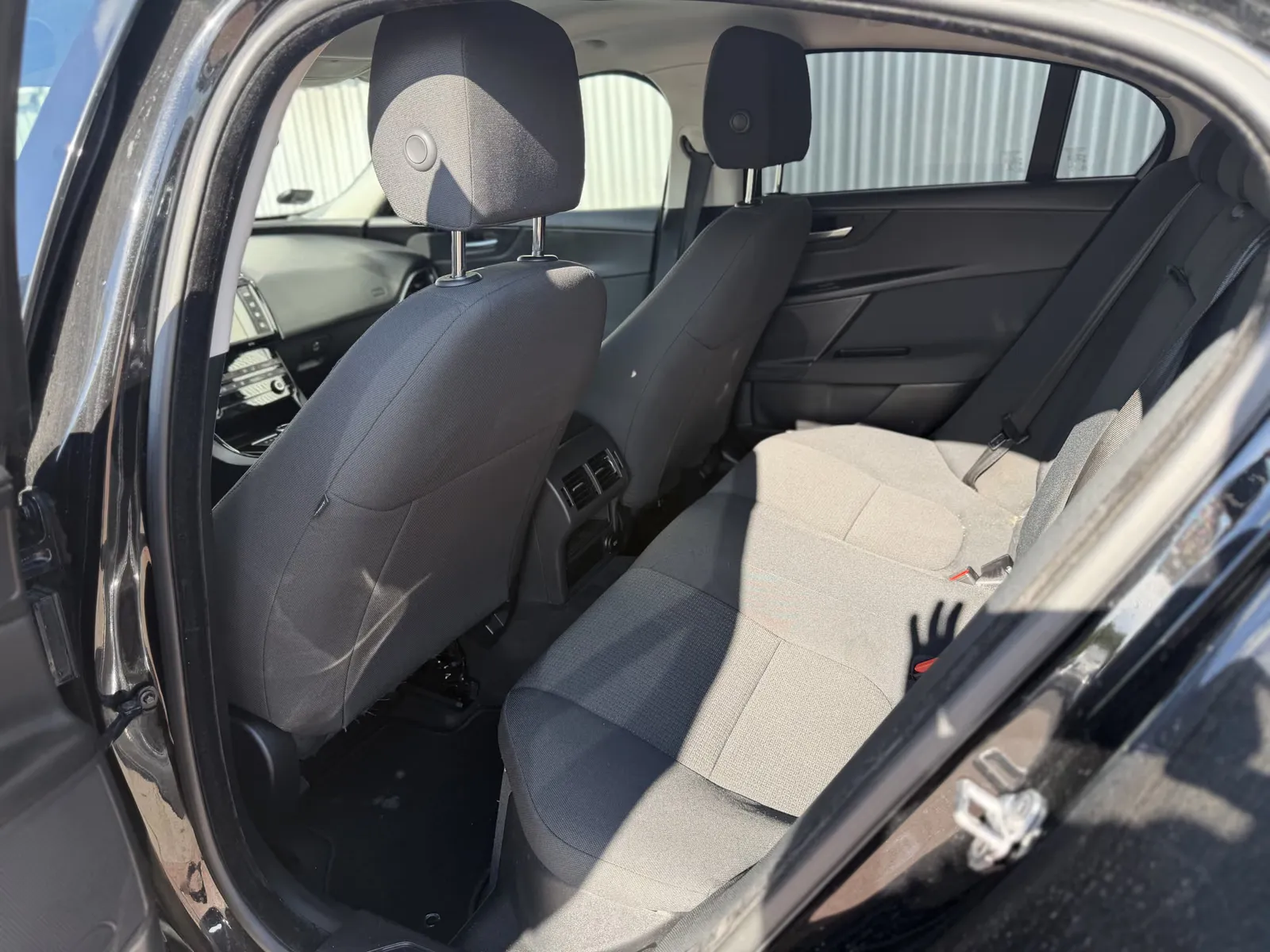 Jaguar XF, Bild 17