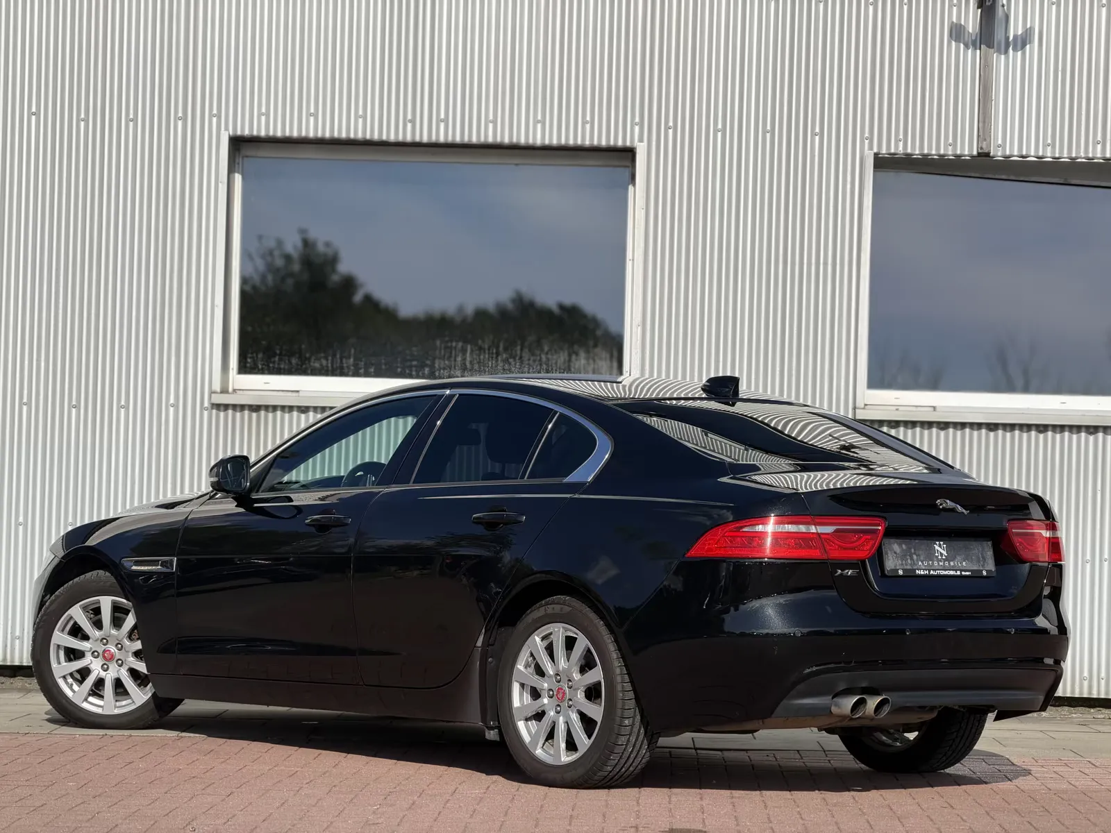 Jaguar XF, Bild 8