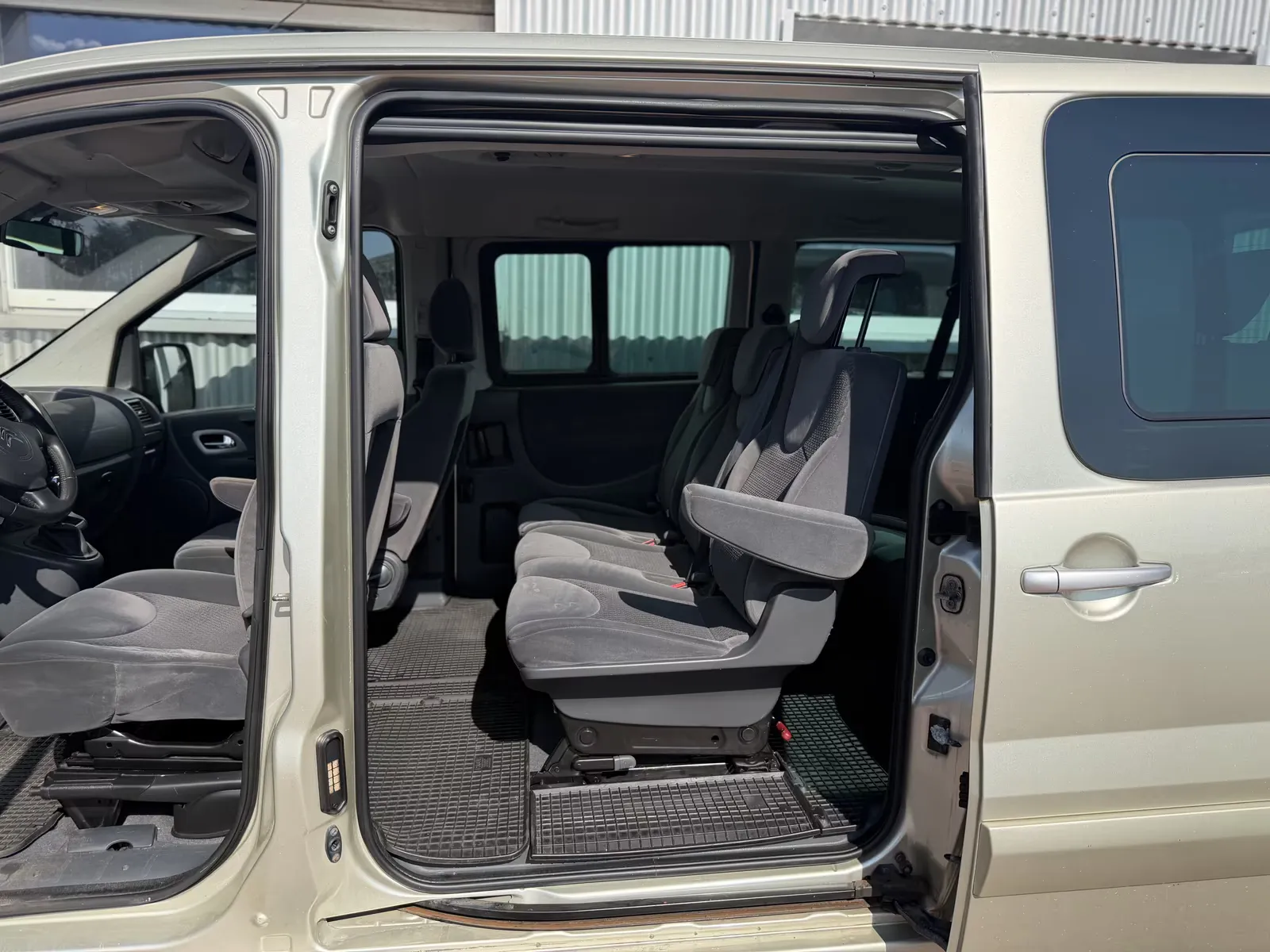 Citroën Jumpy, Bild 14