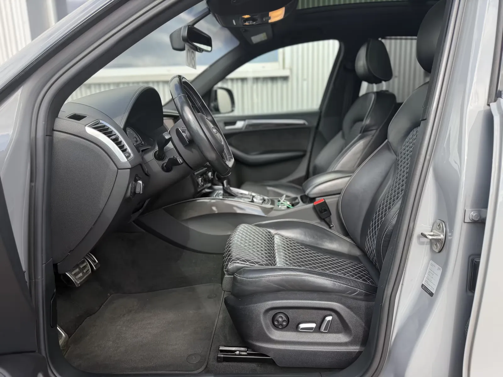 Audi SQ5, Bild 11
