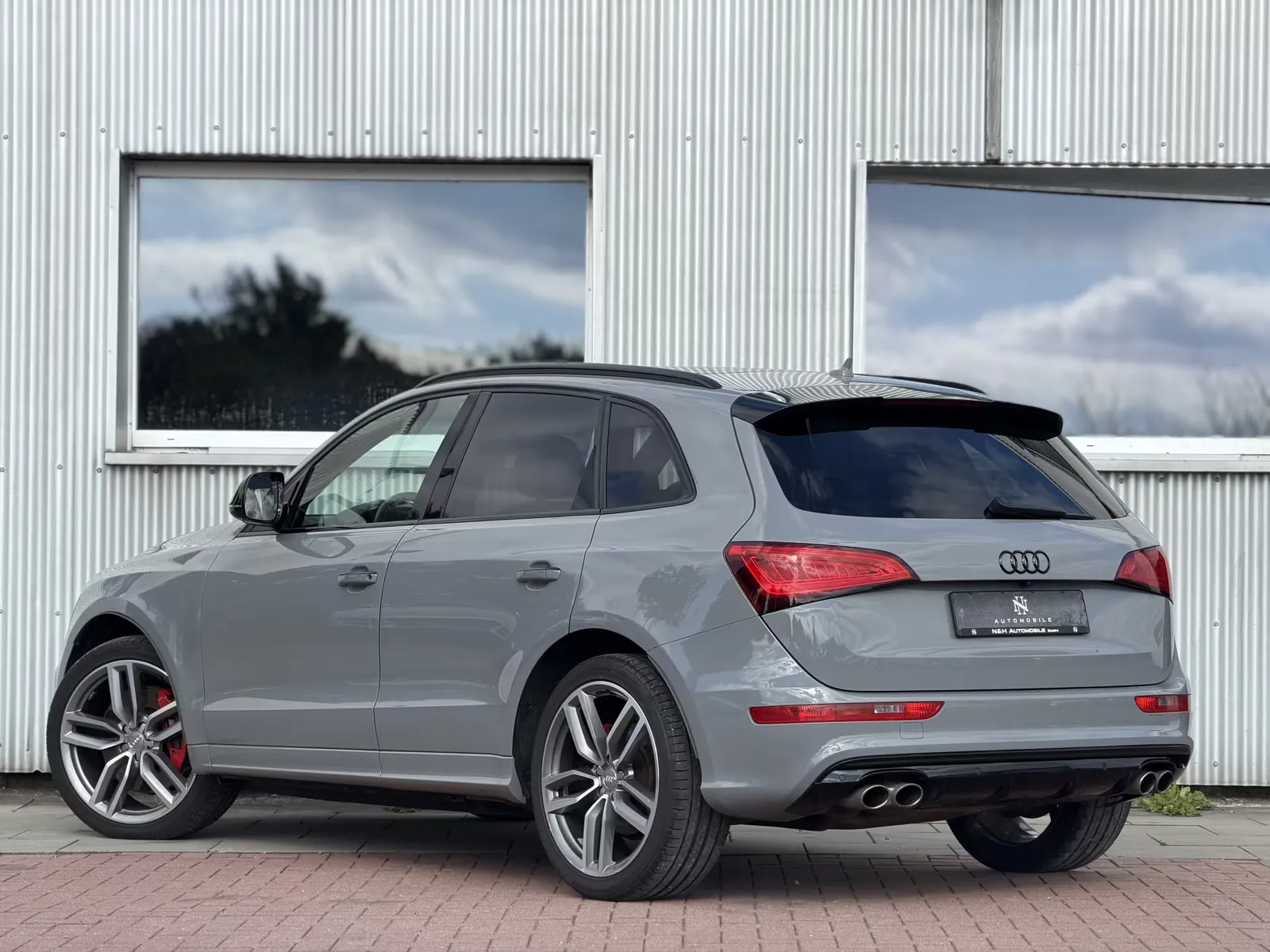 Audi SQ5, Bild 10