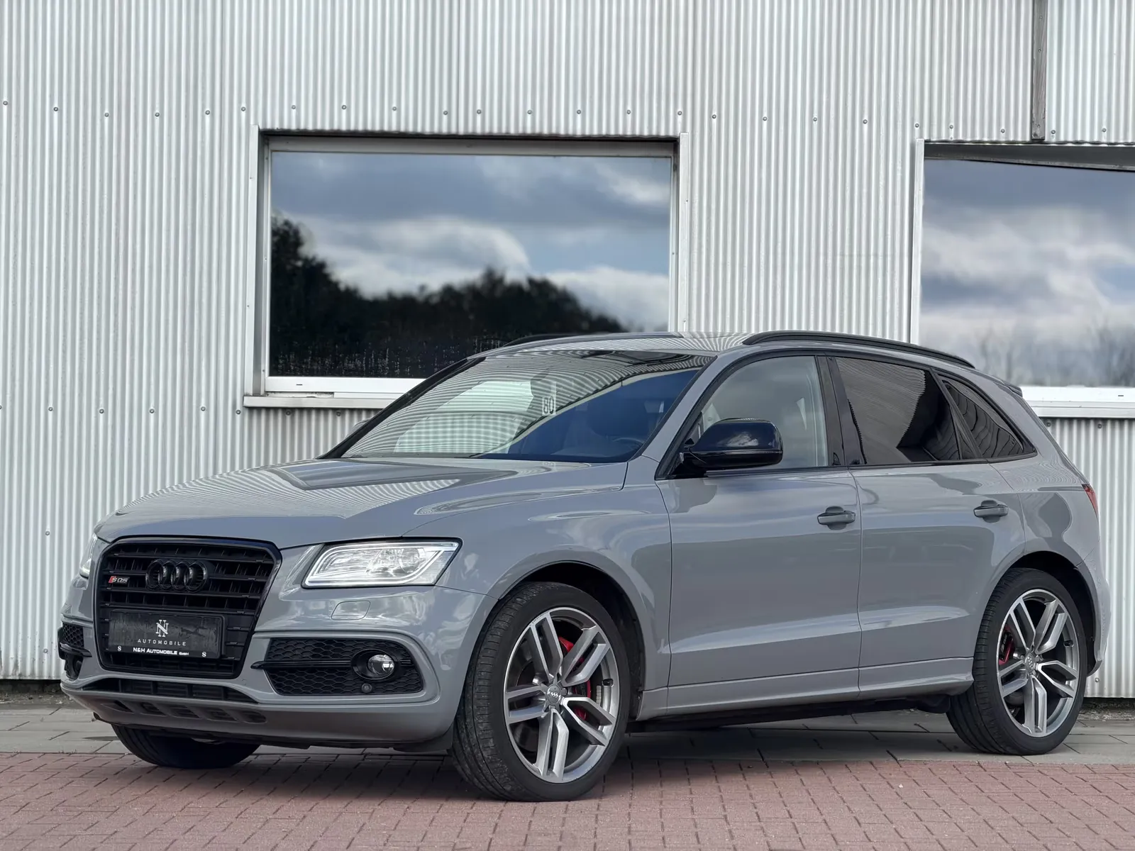 Audi SQ5, Bild 3