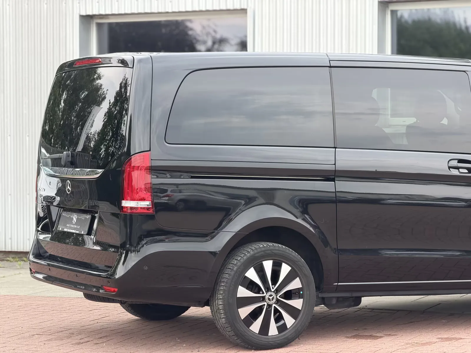 Mercedes-Benz V 250, Bild 8