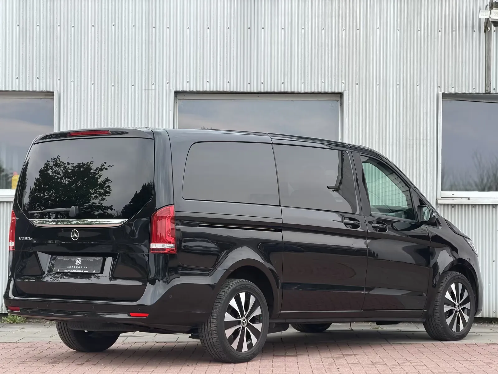 Mercedes-Benz V 250, Bild 7