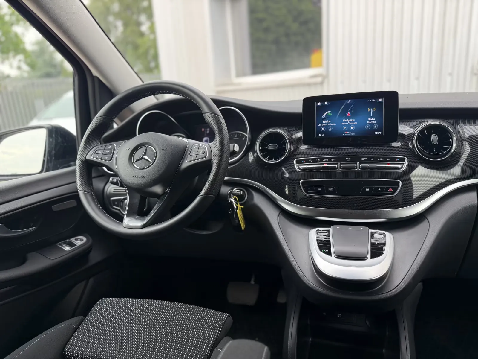 Mercedes-Benz V 250, Bild 16