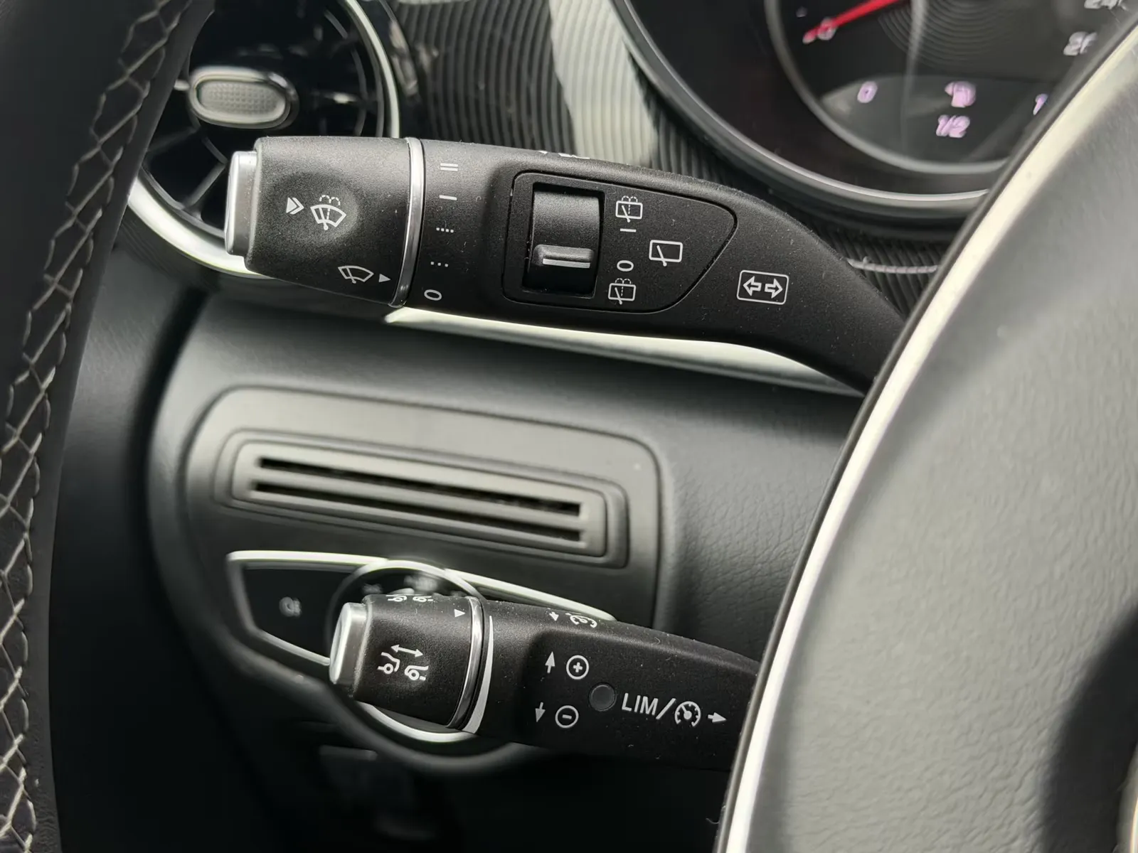 Mercedes-Benz V 250, Bild 22