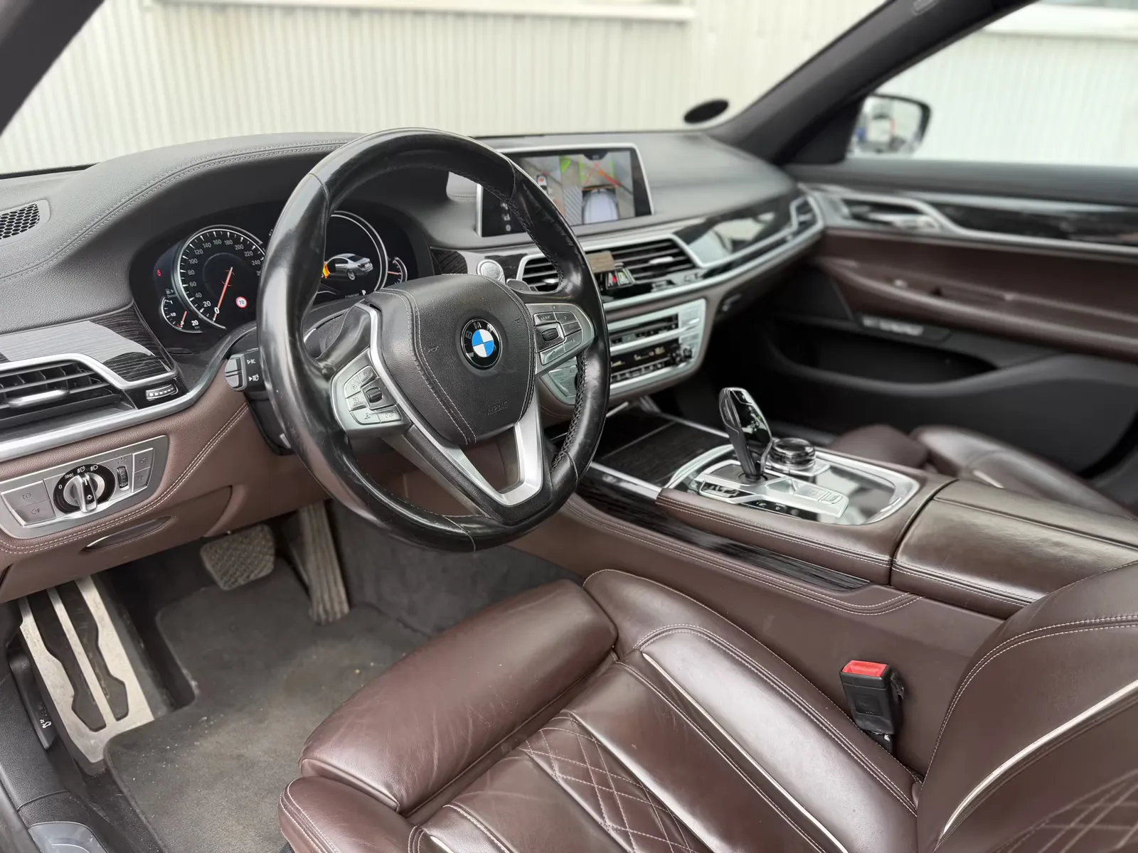BMW 740, Bild 16