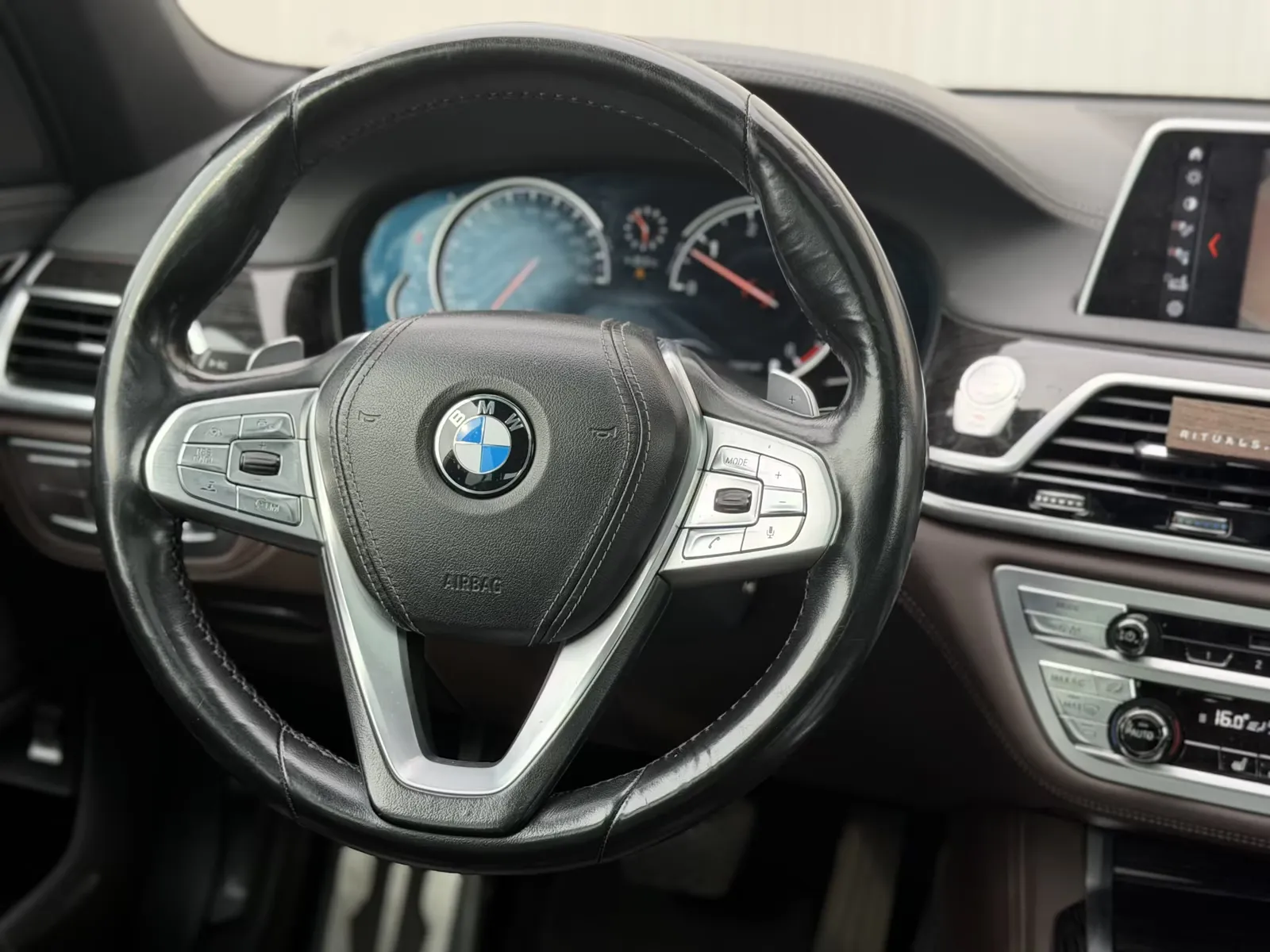 BMW 740, Bild 20