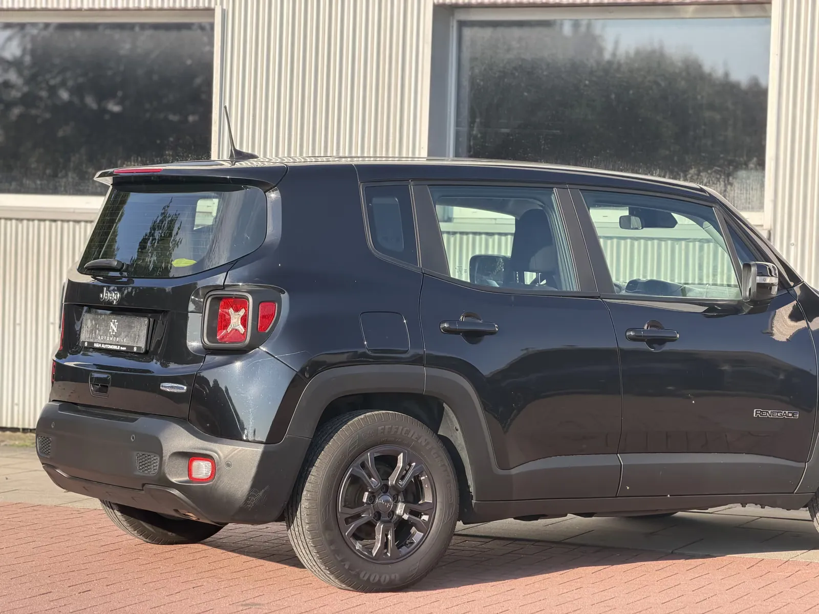 Jeep Renegade, Bild 8