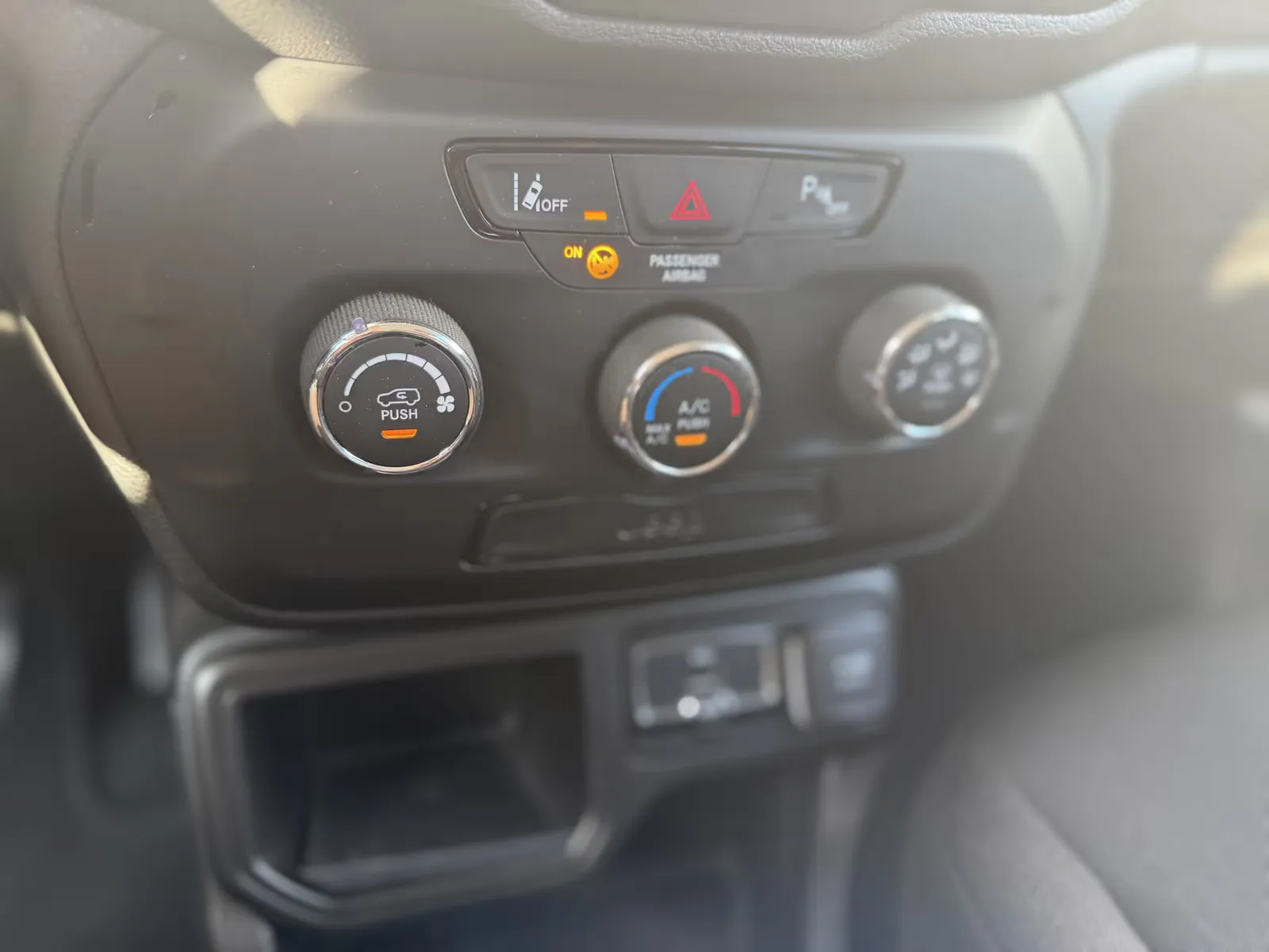 Jeep Renegade, Bild 15
